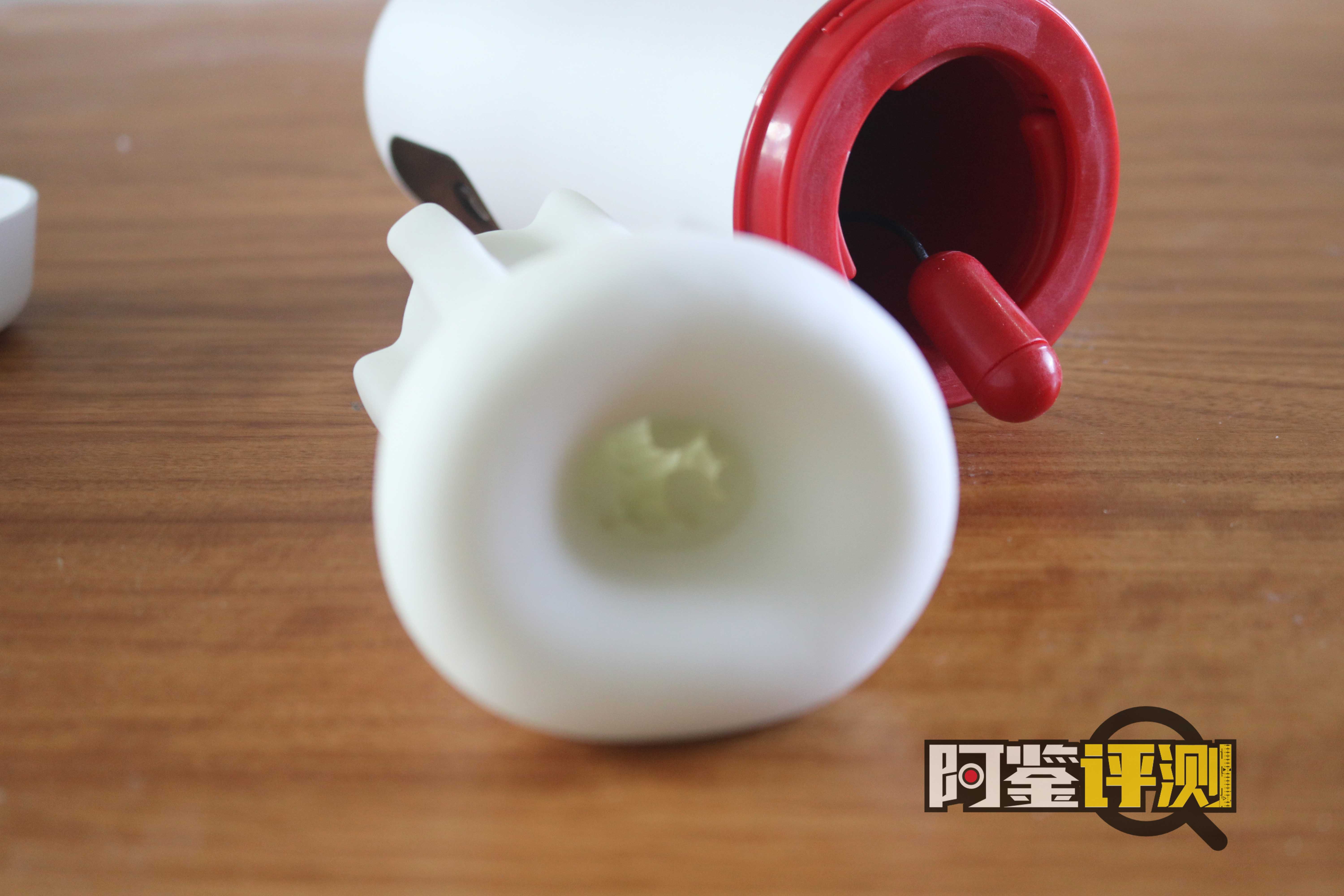 Touch-C远程蓝牙成人玩具,男用电动飞机杯评测(part.1)