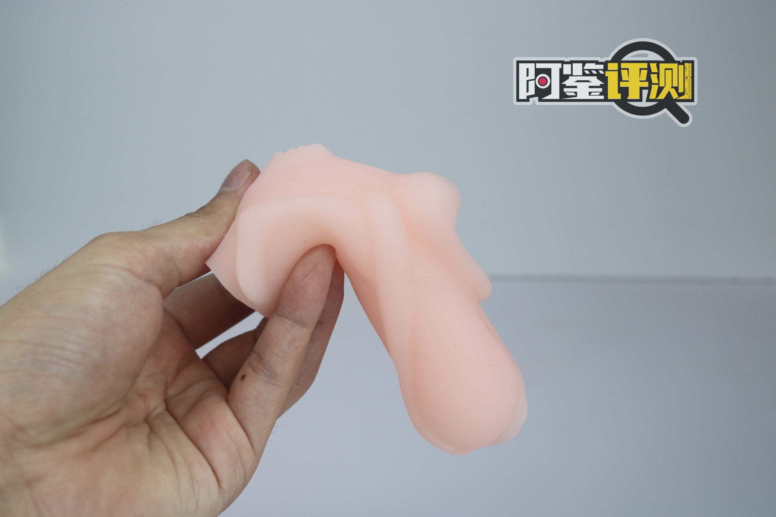 国产没牌子——“人形飞机杯”评测!最考古的一集!阿鉴用过的第一个斐济杯同款!