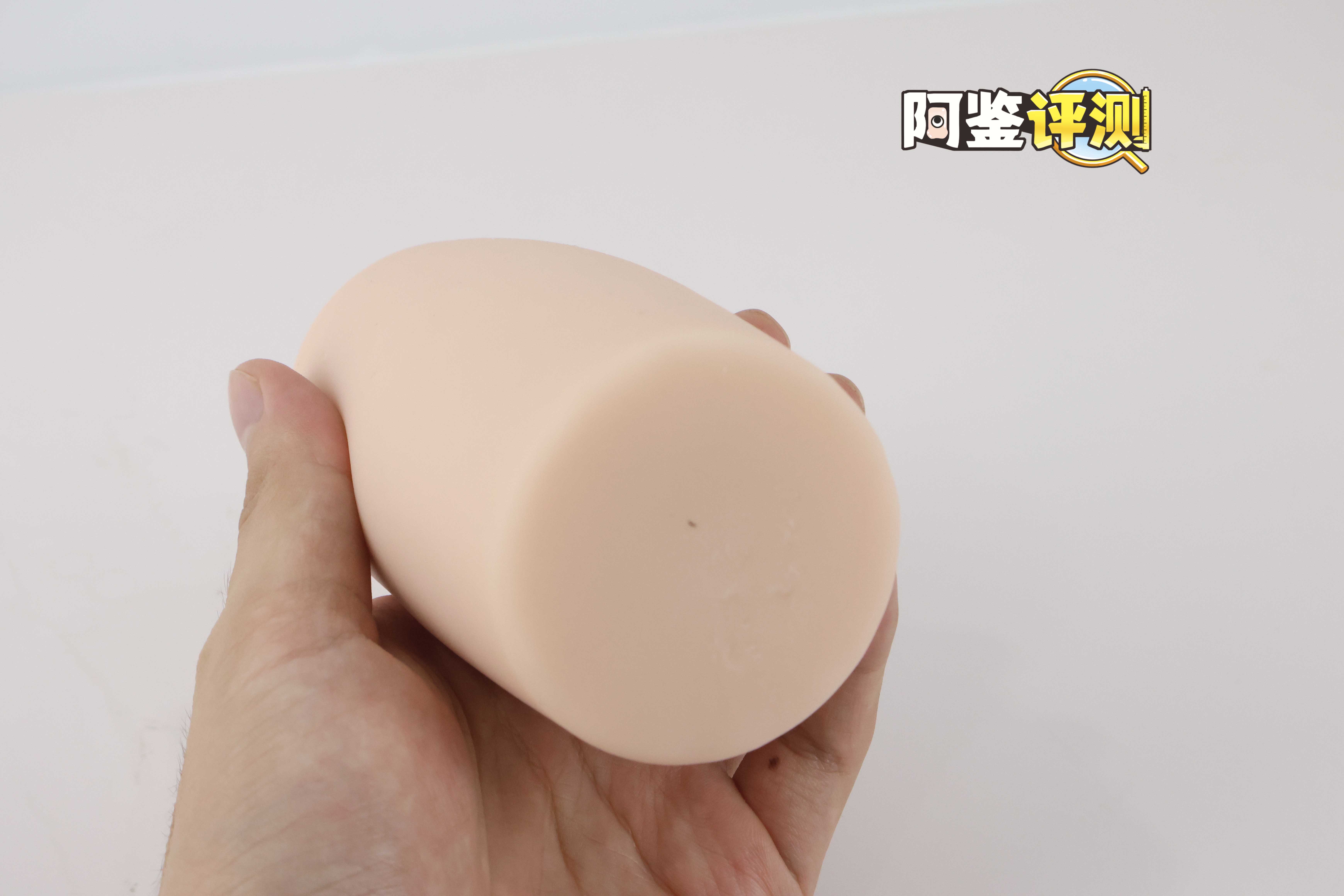 杯多多-“七彩罐娘”评测!隐蔽型的可乐罐飞机杯,图一乐还是真实用?(上:红,黄,橙)