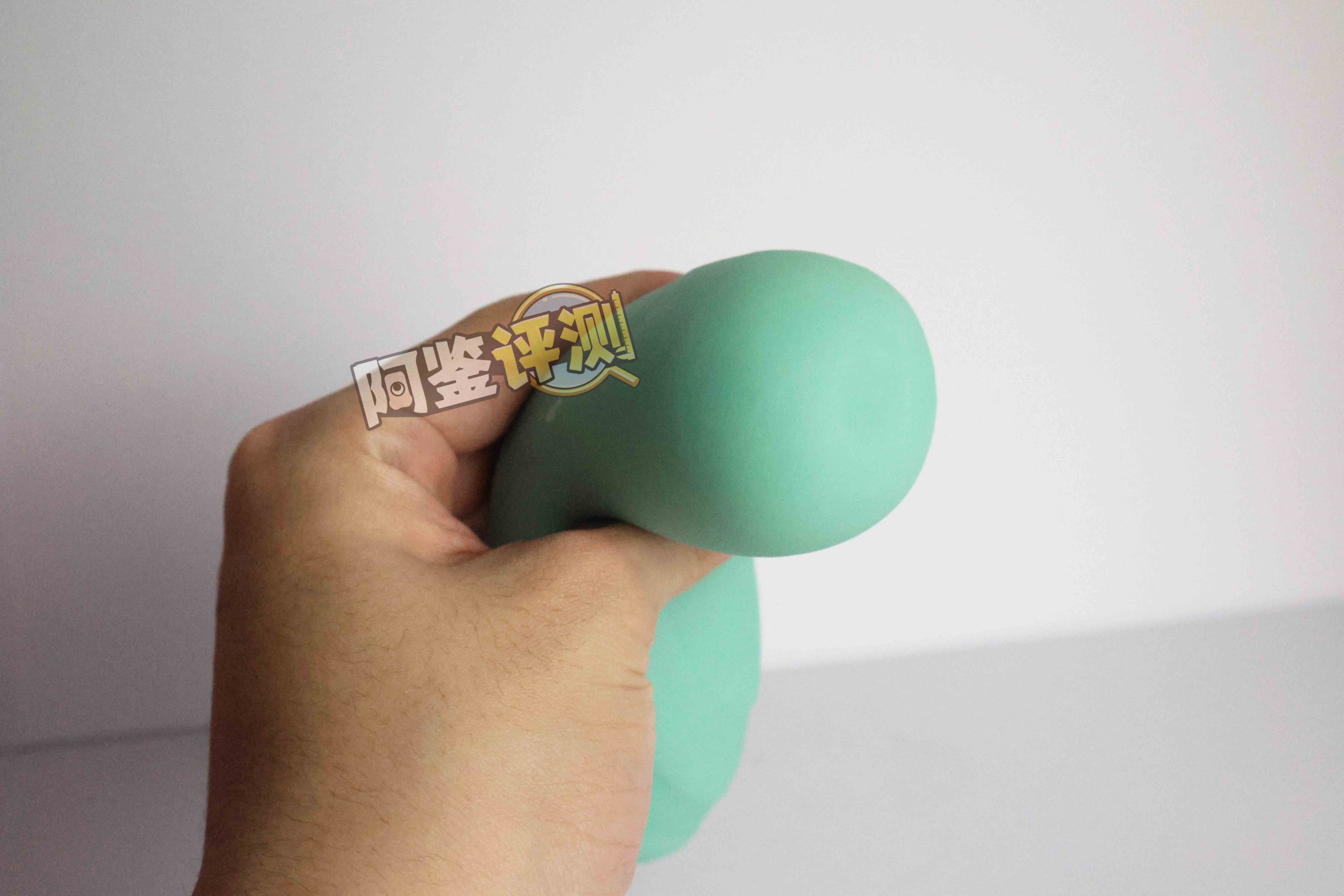 汤玛托易士——“搞笑/联动类飞机杯”大评测!①