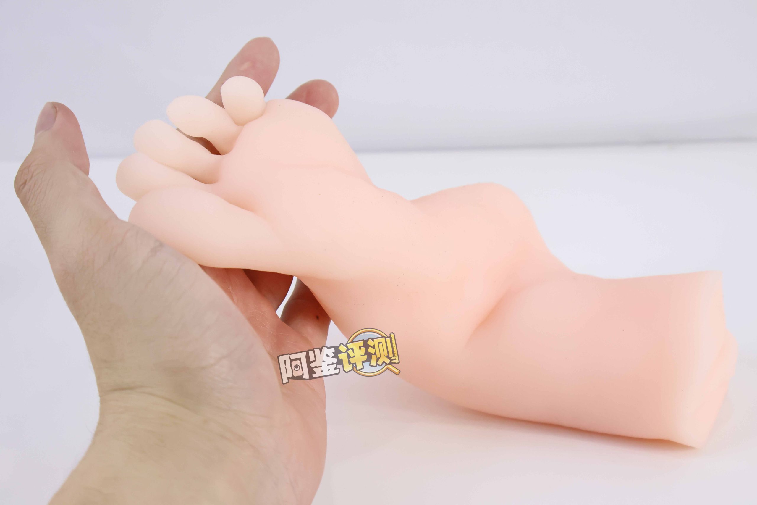 “网红足模飞机杯”评测!——最常见的XP之一,真的无法在玩具中得到满足吗?