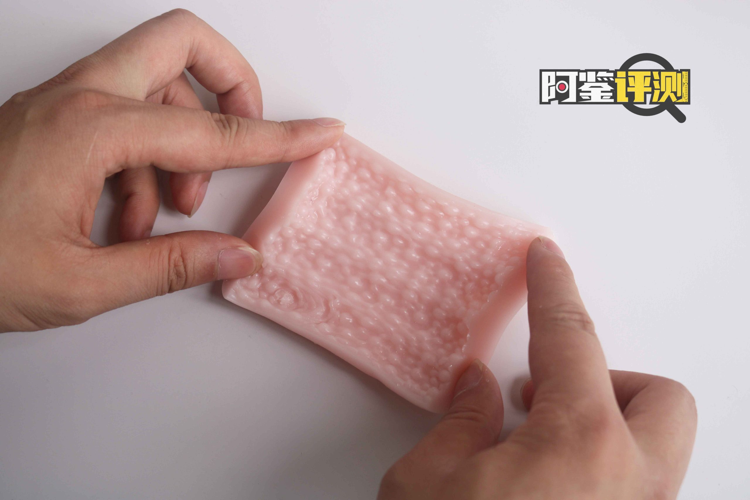 GXP—“口袋魅魔”评测!低克重底配贯通套,体验最贫瘠的飞机杯类型