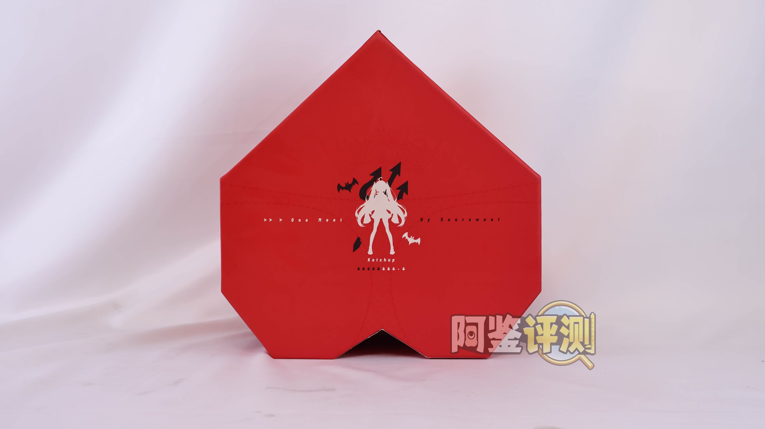 TMT——“琉娜”评测!登峰造极的过度包装,为了一碟醋疯狂包饺子