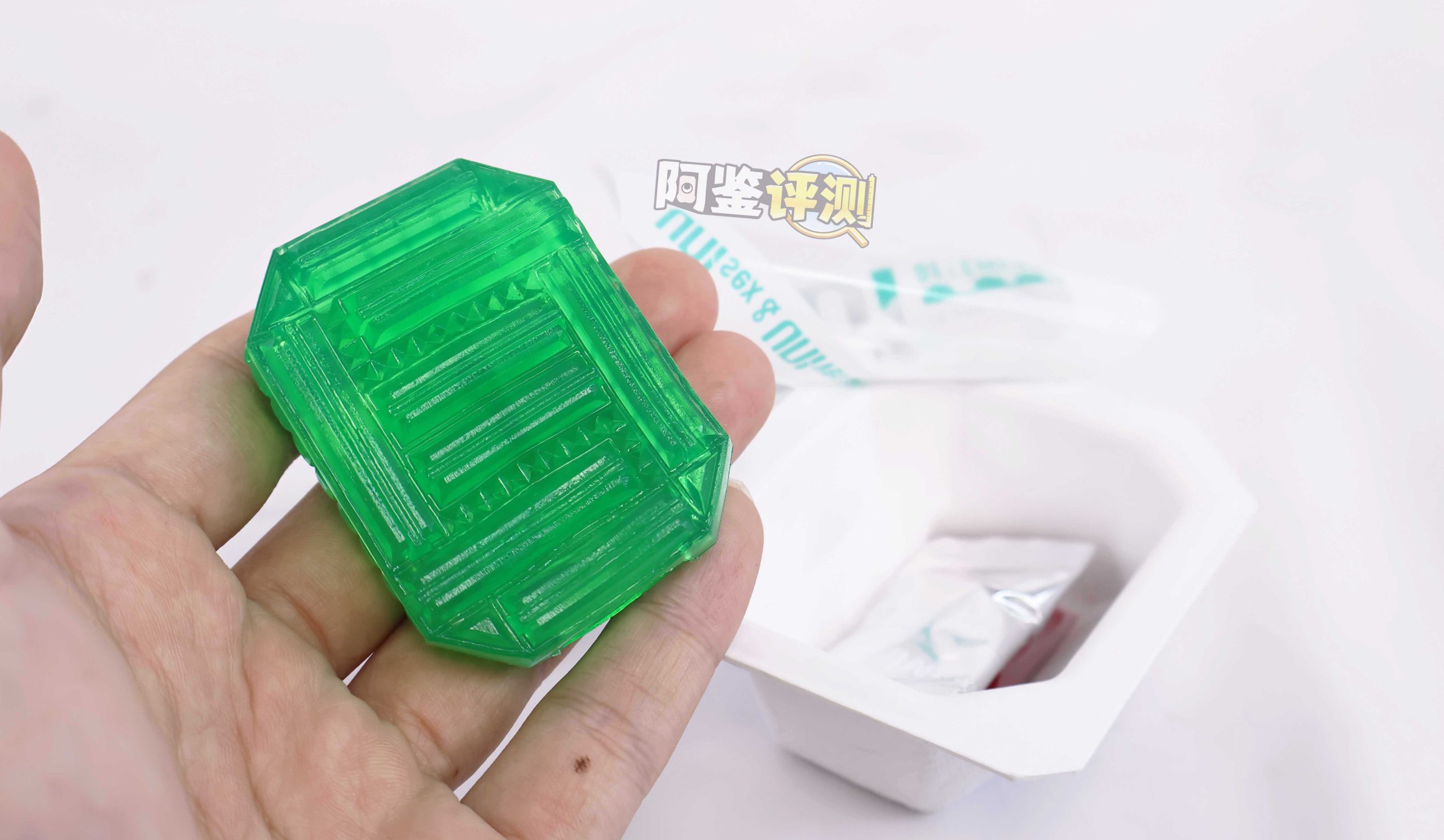 汤玛托易士——“雏宫病院”评测!“运输船”一样的层叠方块,有机胶体中有种机械的无机感