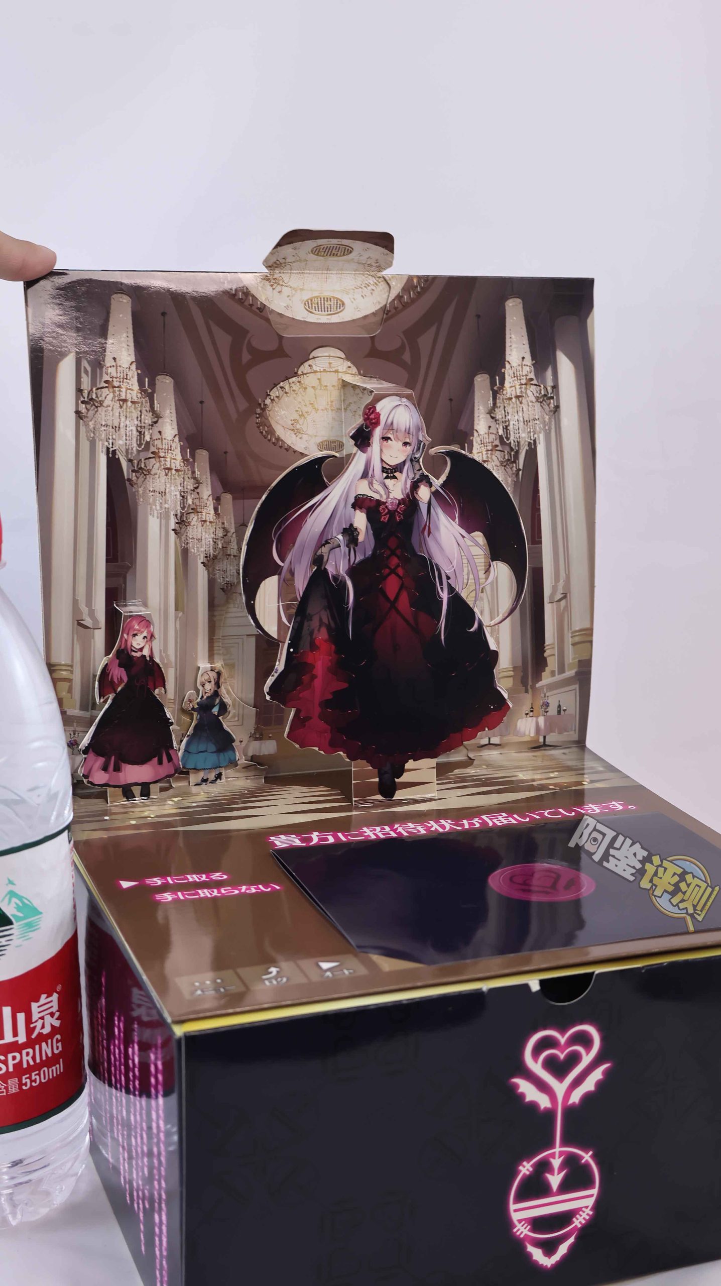 对子哈特——“舞踏会”评测!难以理解的古怪设计,像是礼盒中的月饼一样华而不实