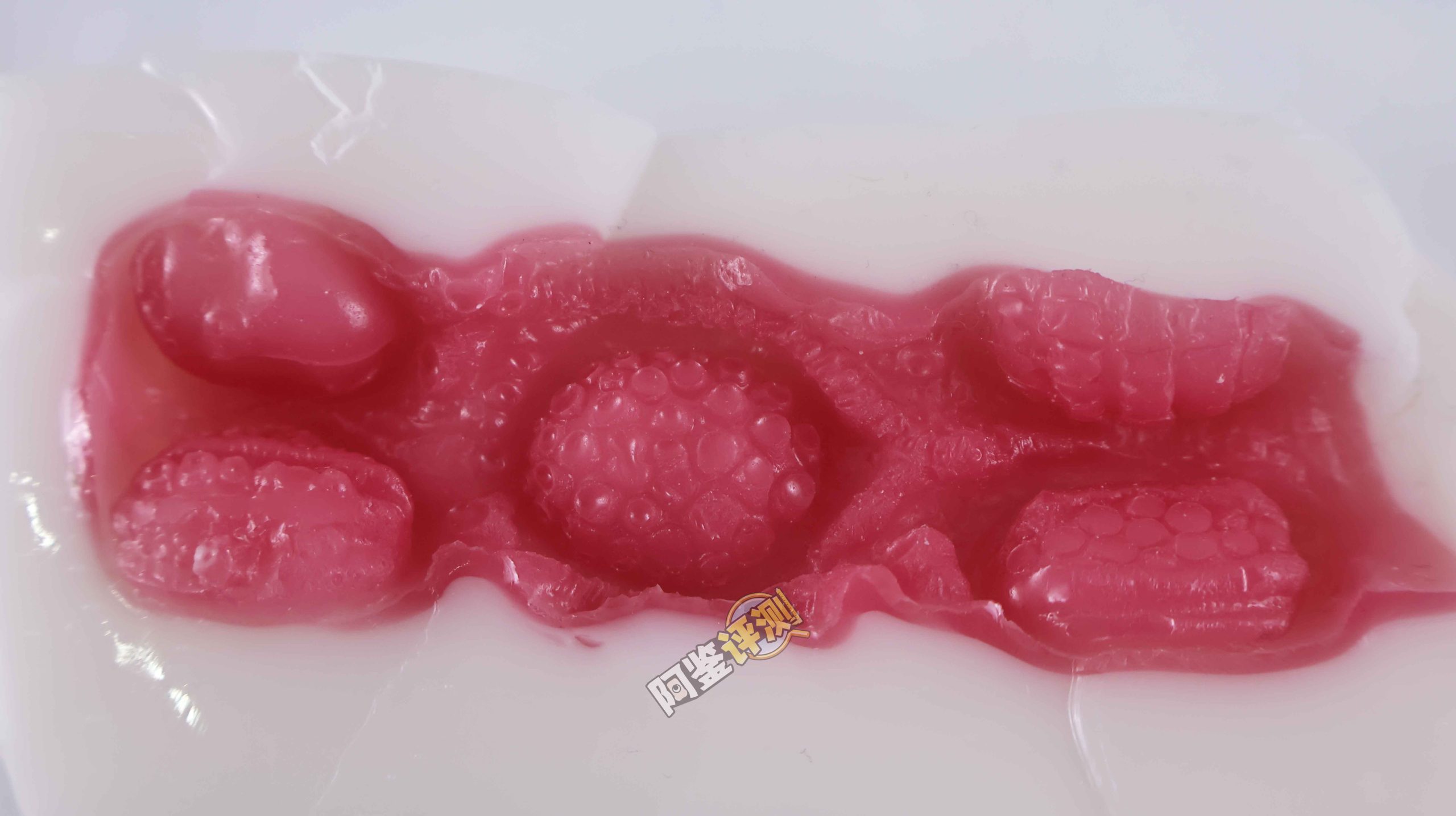 魔眼——“もち雪(BOTE IBO)”评测!纯白如雪的脂软材质,与坚实内层粗糙结构的奇妙配合