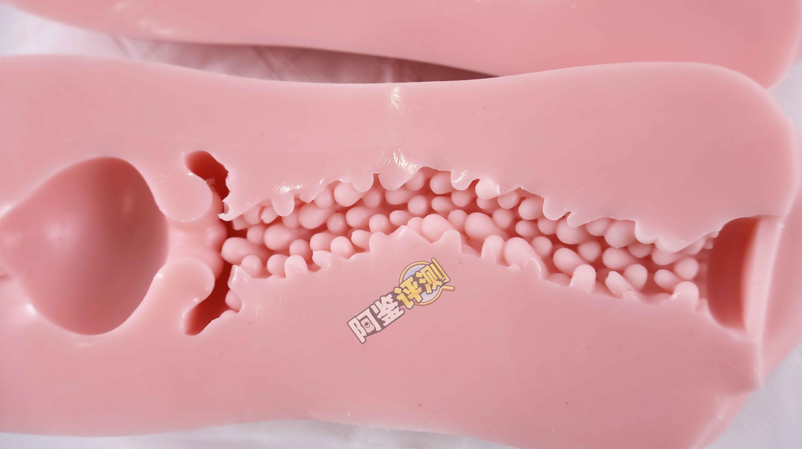 对子哈特—“真实17岁+G19八代”评测!完全相同的翻版倒模,简单粗暴的按摩结构!