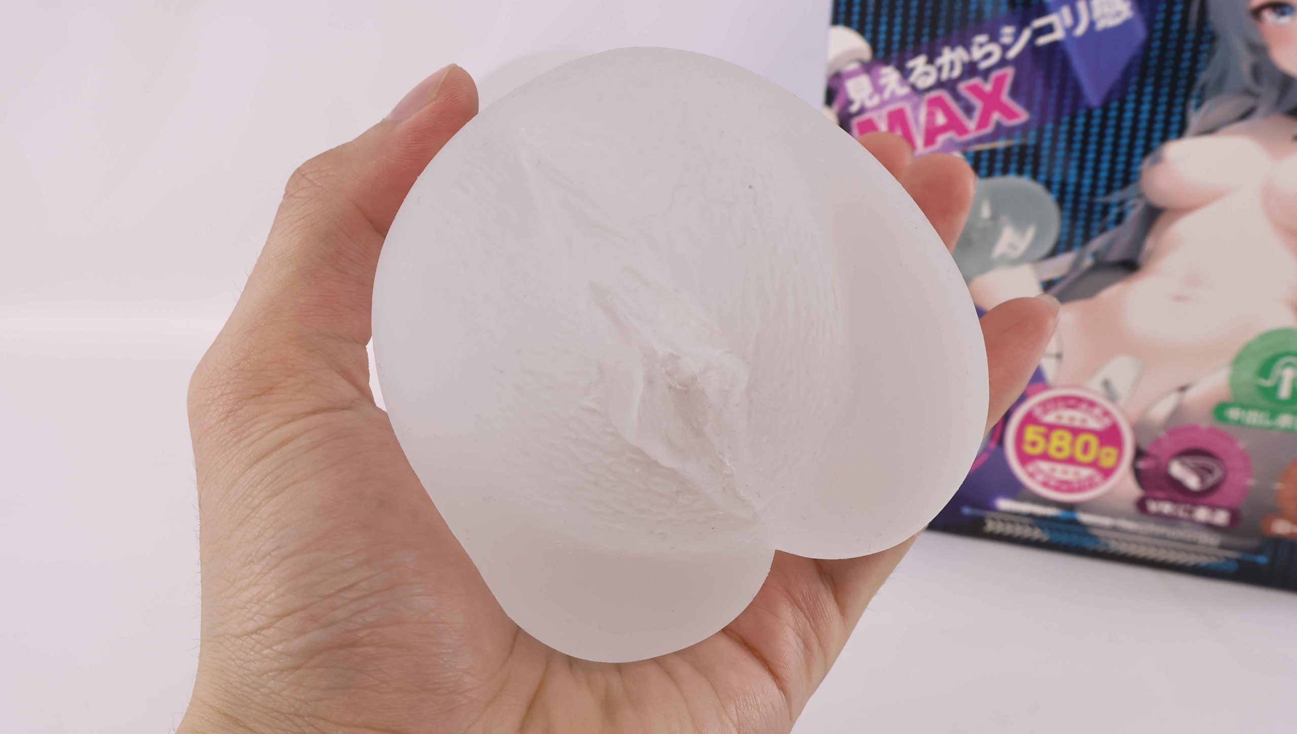 LoveFactor——“纯白机娘”评测!比起透明的核心卖点,胶体的黏着感给我印象更深...