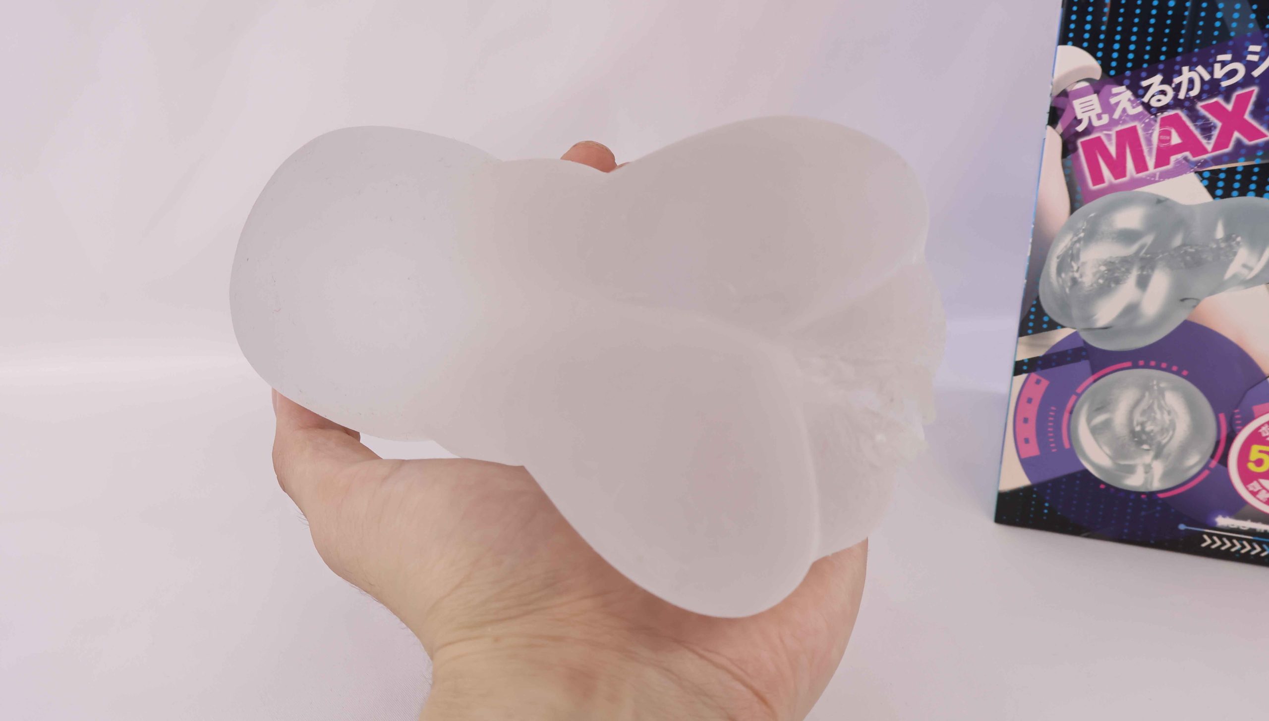 LoveFactor——“纯白机娘”评测!比起透明的核心卖点,胶体的黏着感给我印象更深...