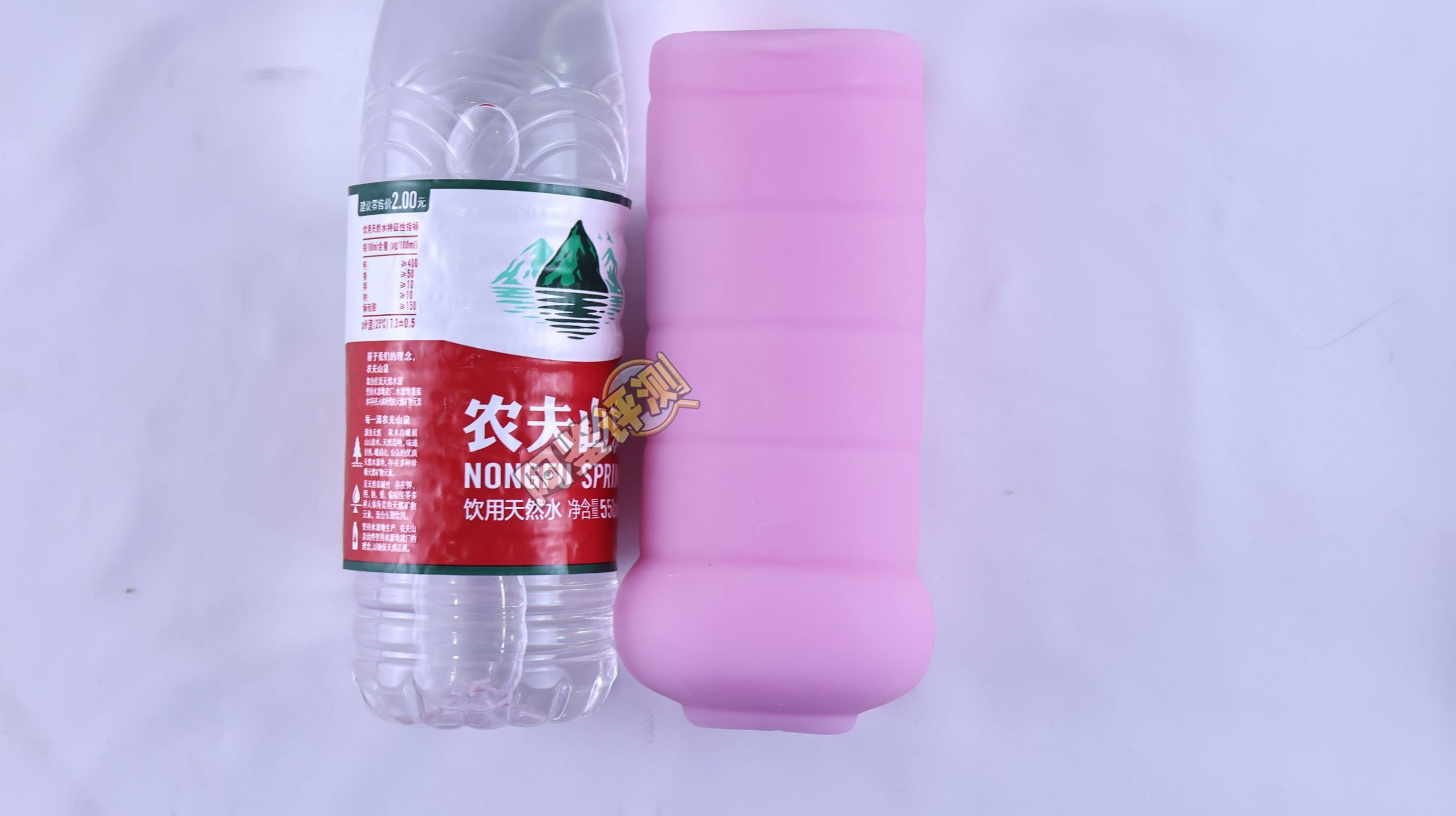 火炮——“口交皇后”评测!试图做出上下都有舌头的口交感,但实际结果相当平淡