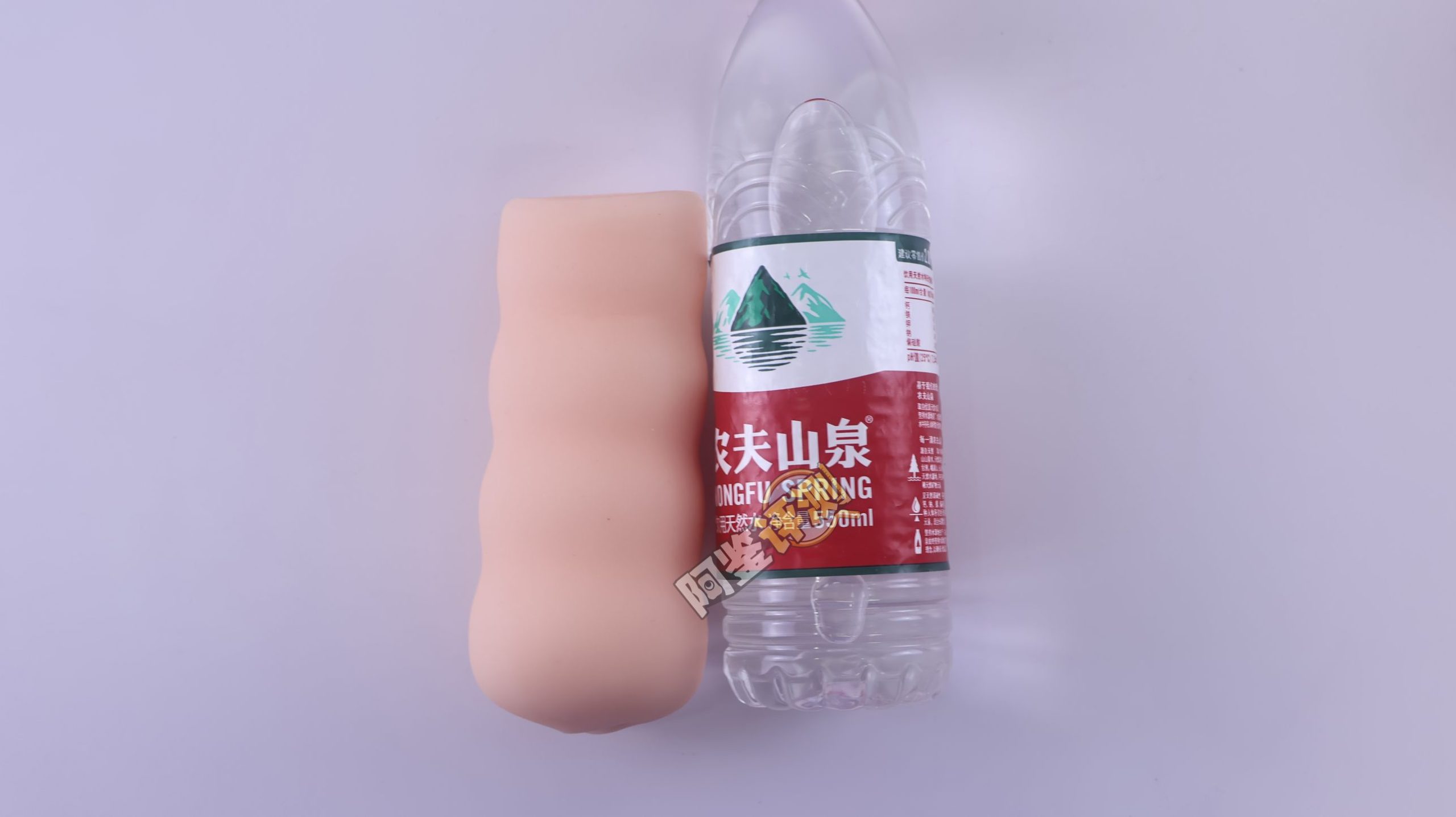 汤马托易士——“超昂闪忍”评测!这个超小众的联名肉片款,居然还相当好用