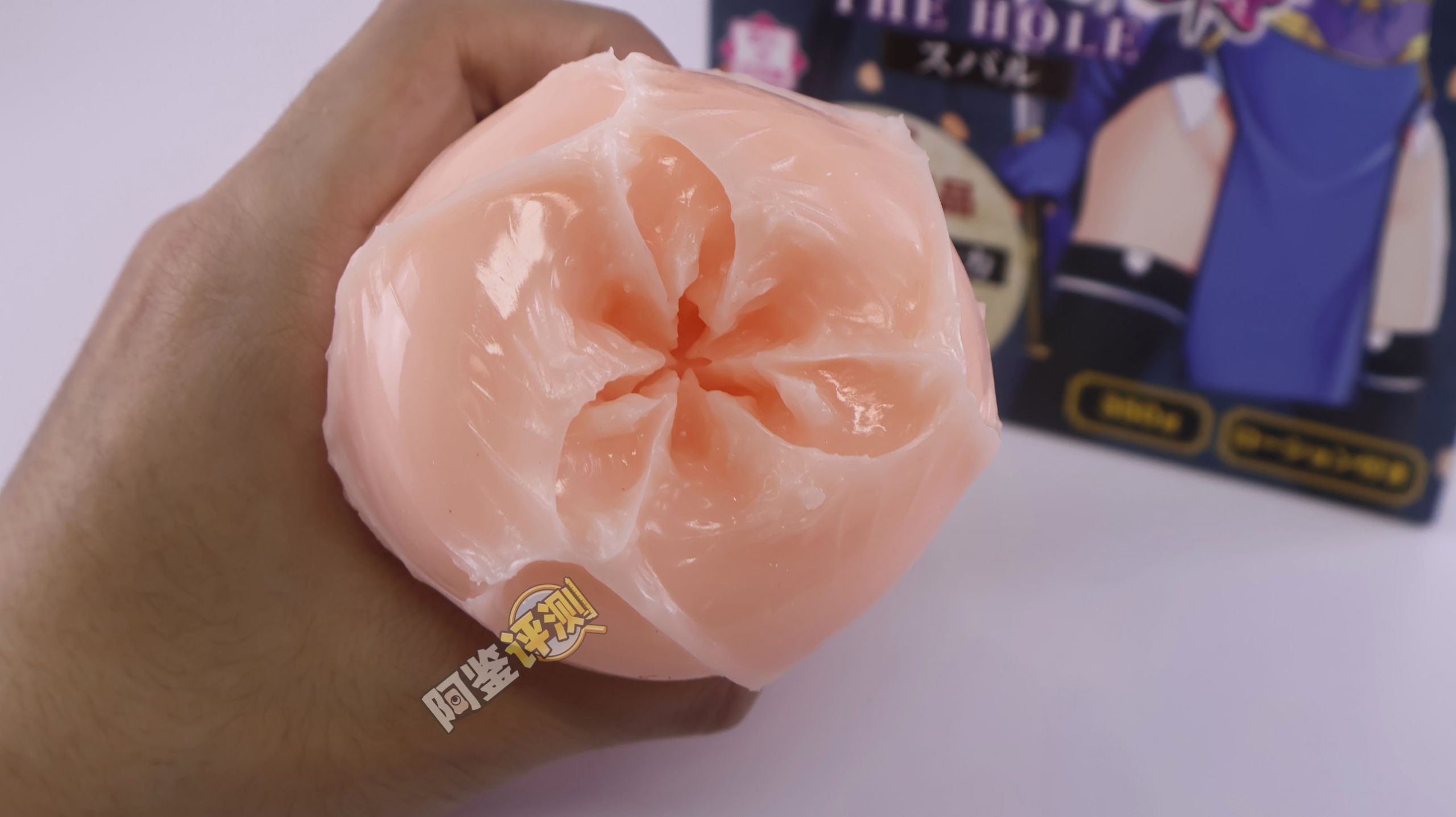 汤马托易士——“超昂闪忍”评测!这个超小众的联名肉片款,居然还相当好用