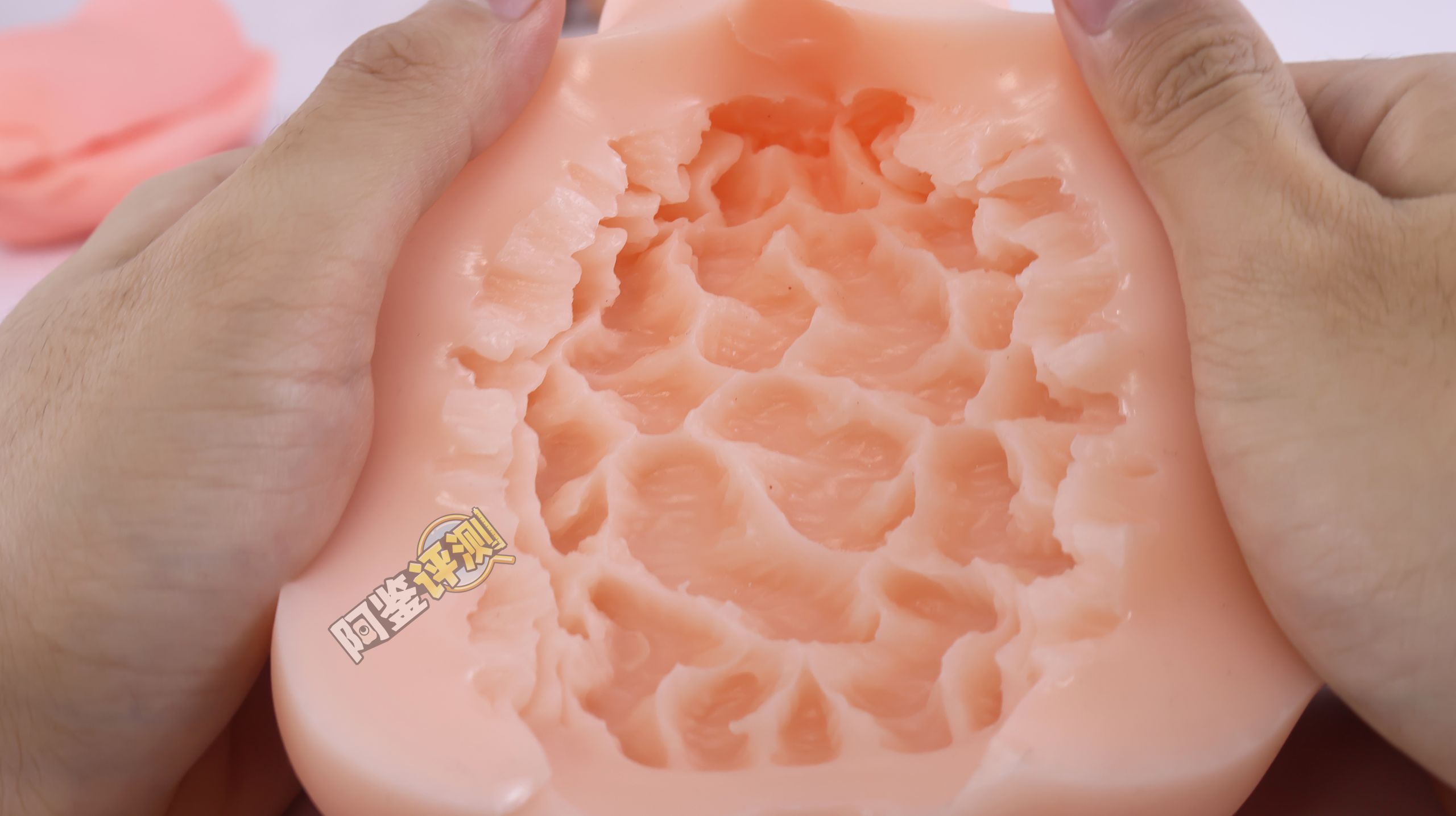 汤马托易士——“超昂闪忍”评测!这个超小众的联名肉片款,居然还相当好用