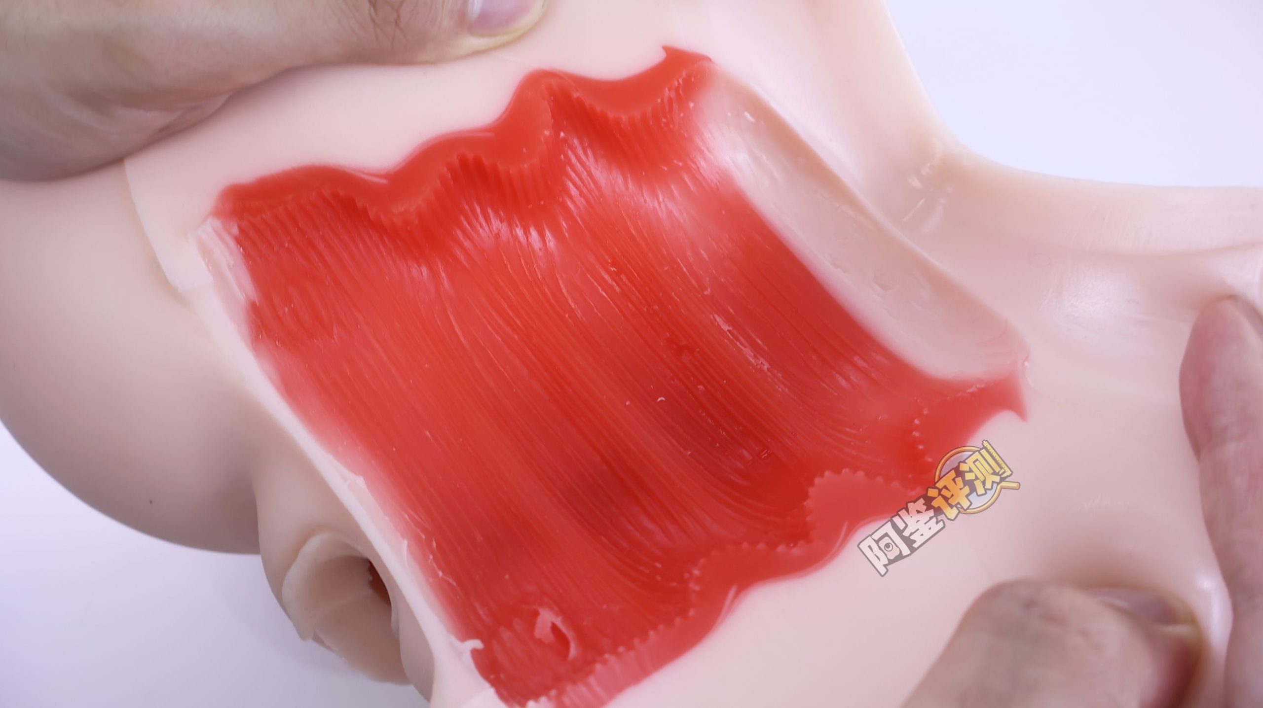 MACCOS——“纯洁之臀BIG”评测!变大后的手感好了太多,但通道为何没有继承?