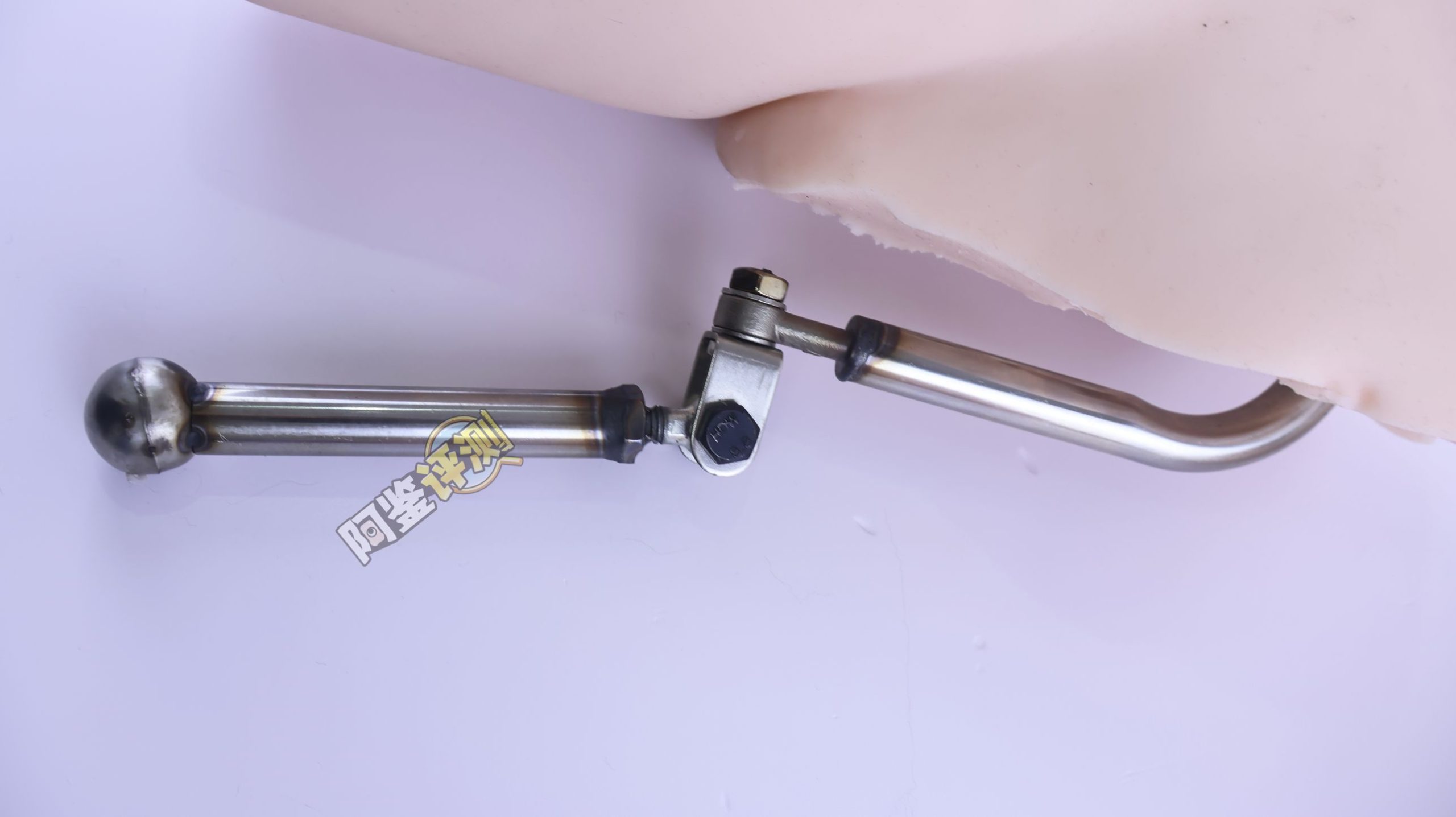 MACCOS——“纯洁之体”评测!少见的带腿小臀模,多种多样的视觉角度