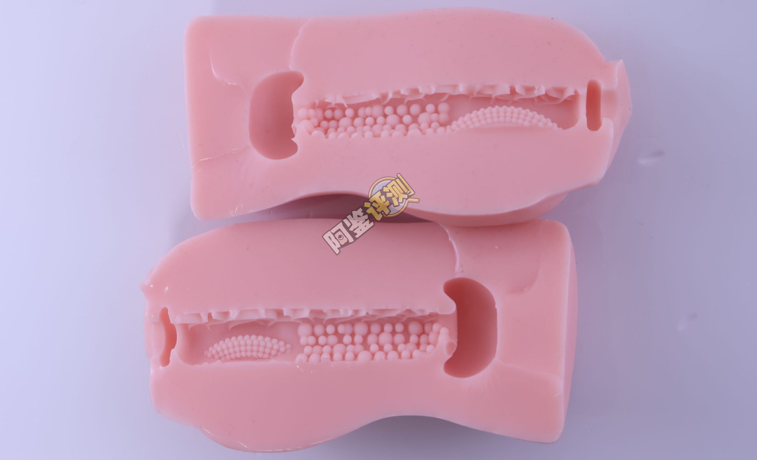 对子哈特——“性感圣经”评测!同样的双面结构,在不同材料体验下居然完全不同