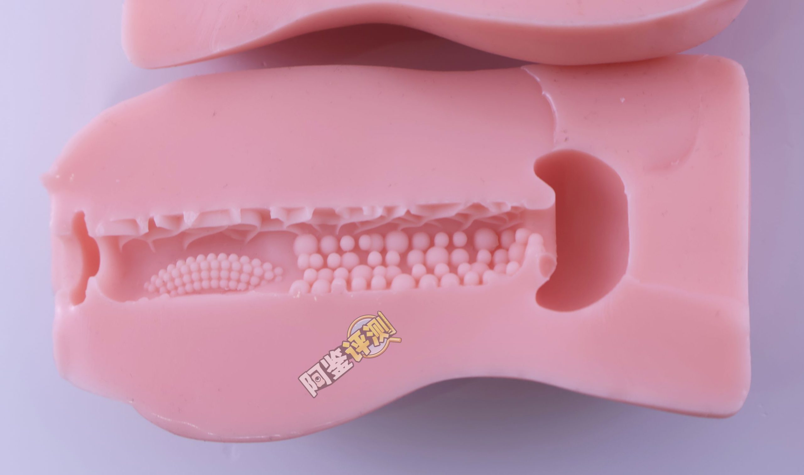 对子哈特——“性感圣经”评测!同样的双面结构,在不同材料体验下居然完全不同