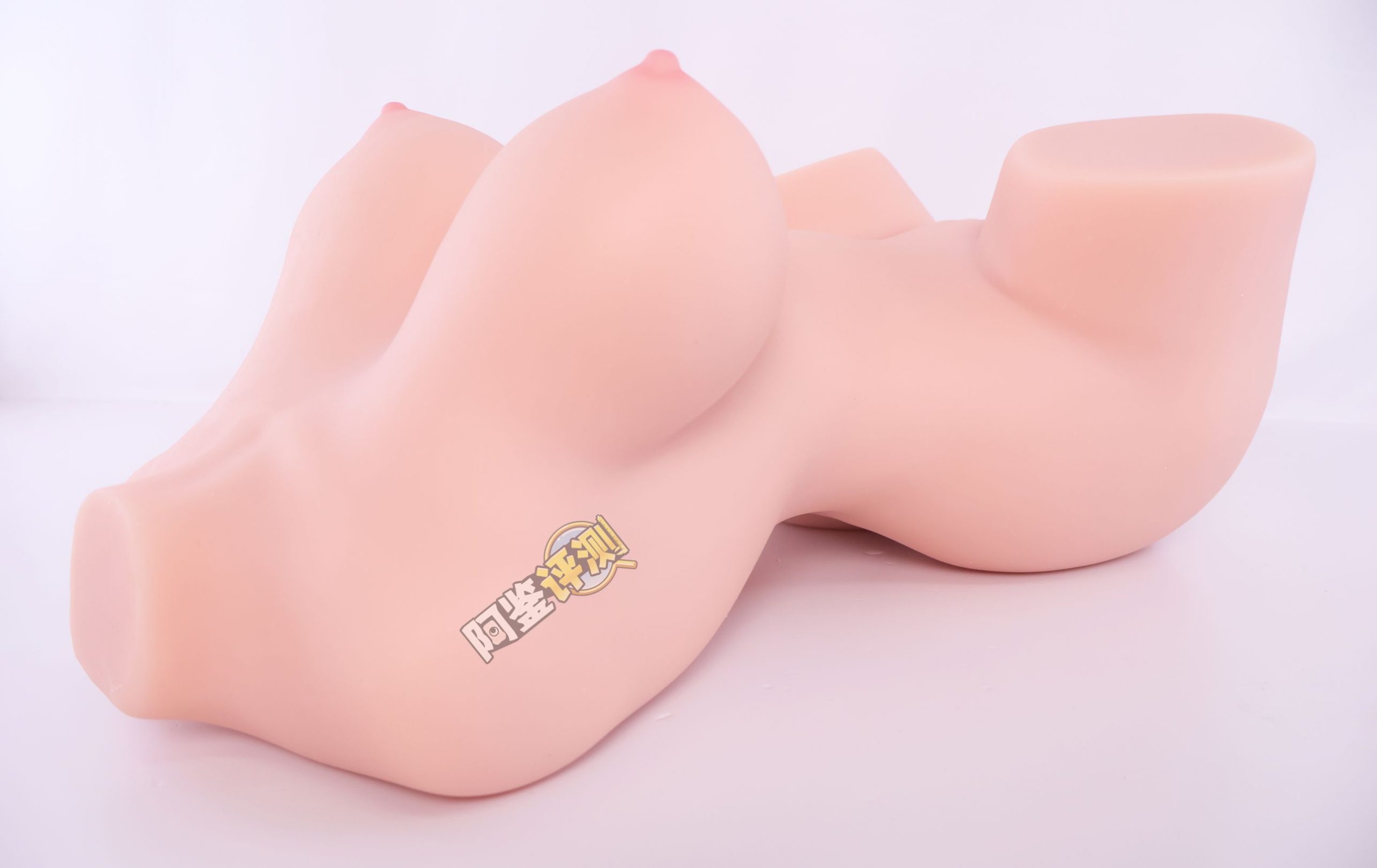 HMAX——“幻想女仆”评测!硬奶+固定腿部的大型倒模,插入有些不方便但至少床置比较好用