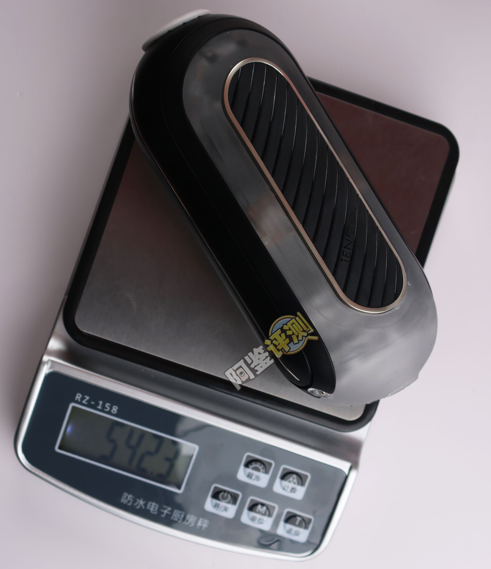 TENGA——“flip GRAVITY黑(电动版)”评测!夹更紧的“魔怔真空杯”,还有个紧贴的震动选项