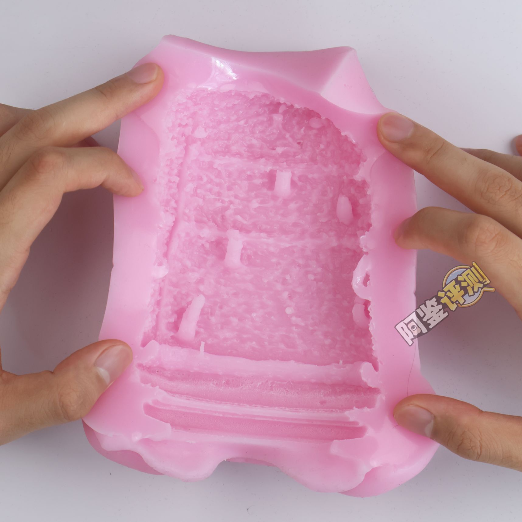 火炮——“残暴的阿丽奈”评测!平坦的“砂纸结构”,真空玩法下居然意外的体验很爽?