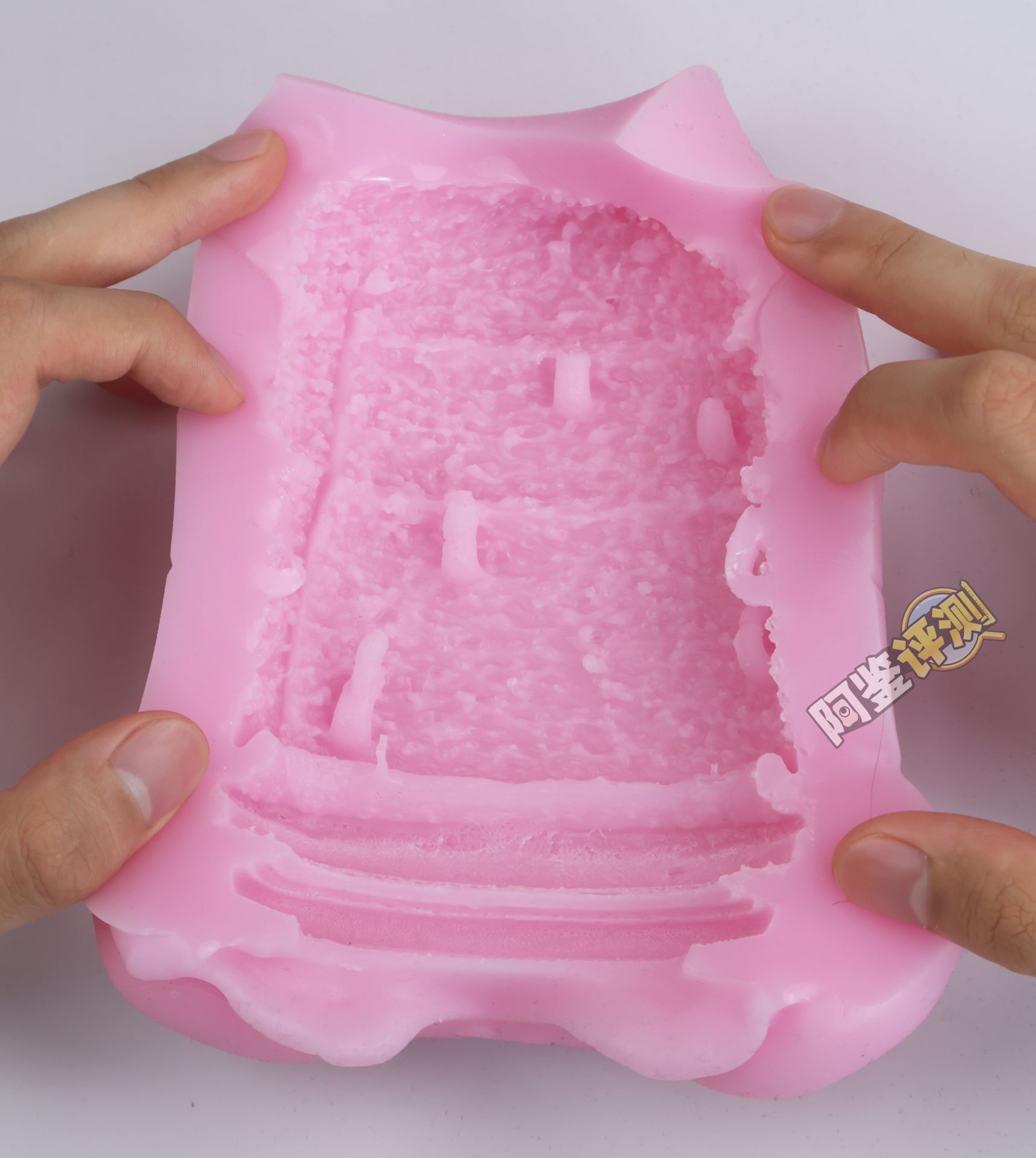 火炮——“残暴的阿丽奈”评测!平坦的“砂纸结构”,真空玩法下居然意外的体验很爽?