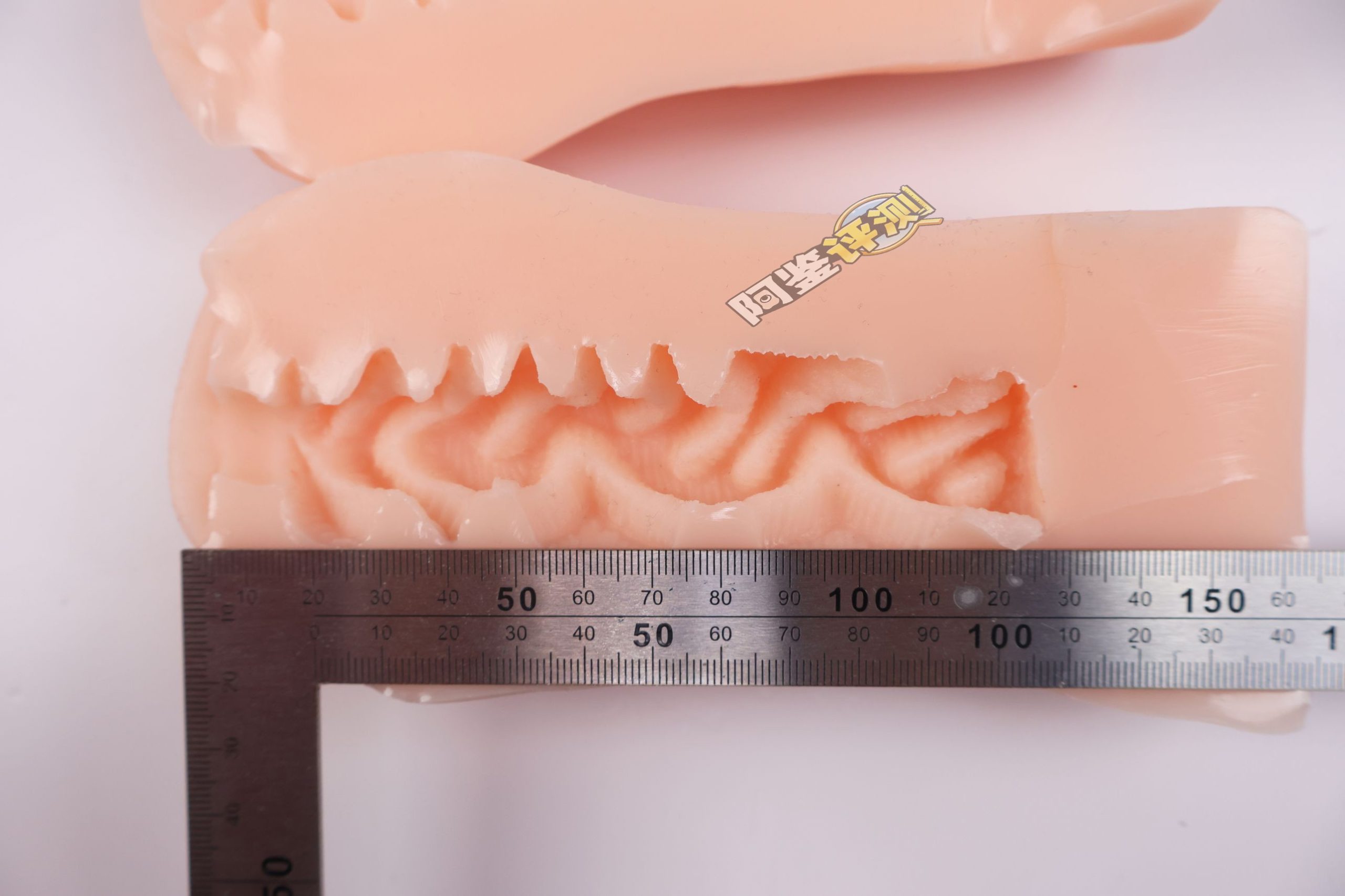 汤马托易士——“监禁调教”评测!朝凪老师最喜欢的玩法,原来是这样的感觉