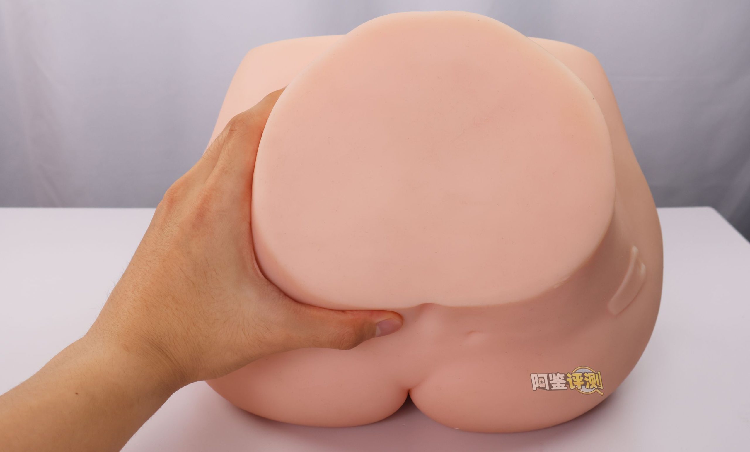 YUU——“幻雪机娘(臀模)”评测!相比换穴的问题,单纯的作为臀模的实用性就相当低