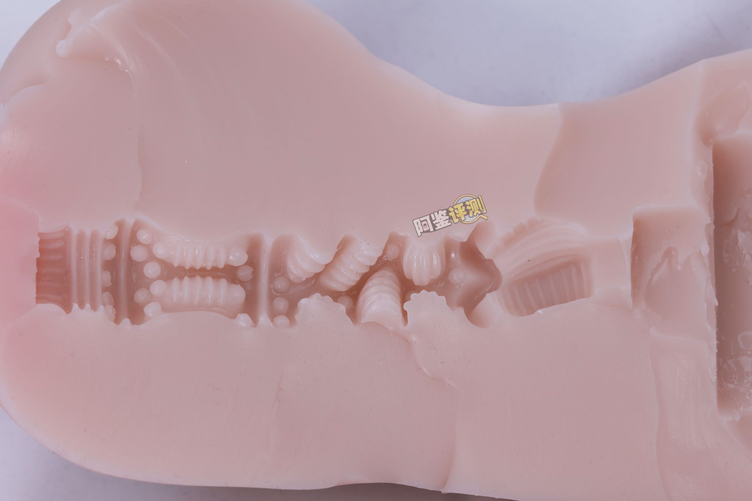 趣网COC——“YU酱”评测！大克重的吮吸电动杯，通道末端的奇怪吸气口