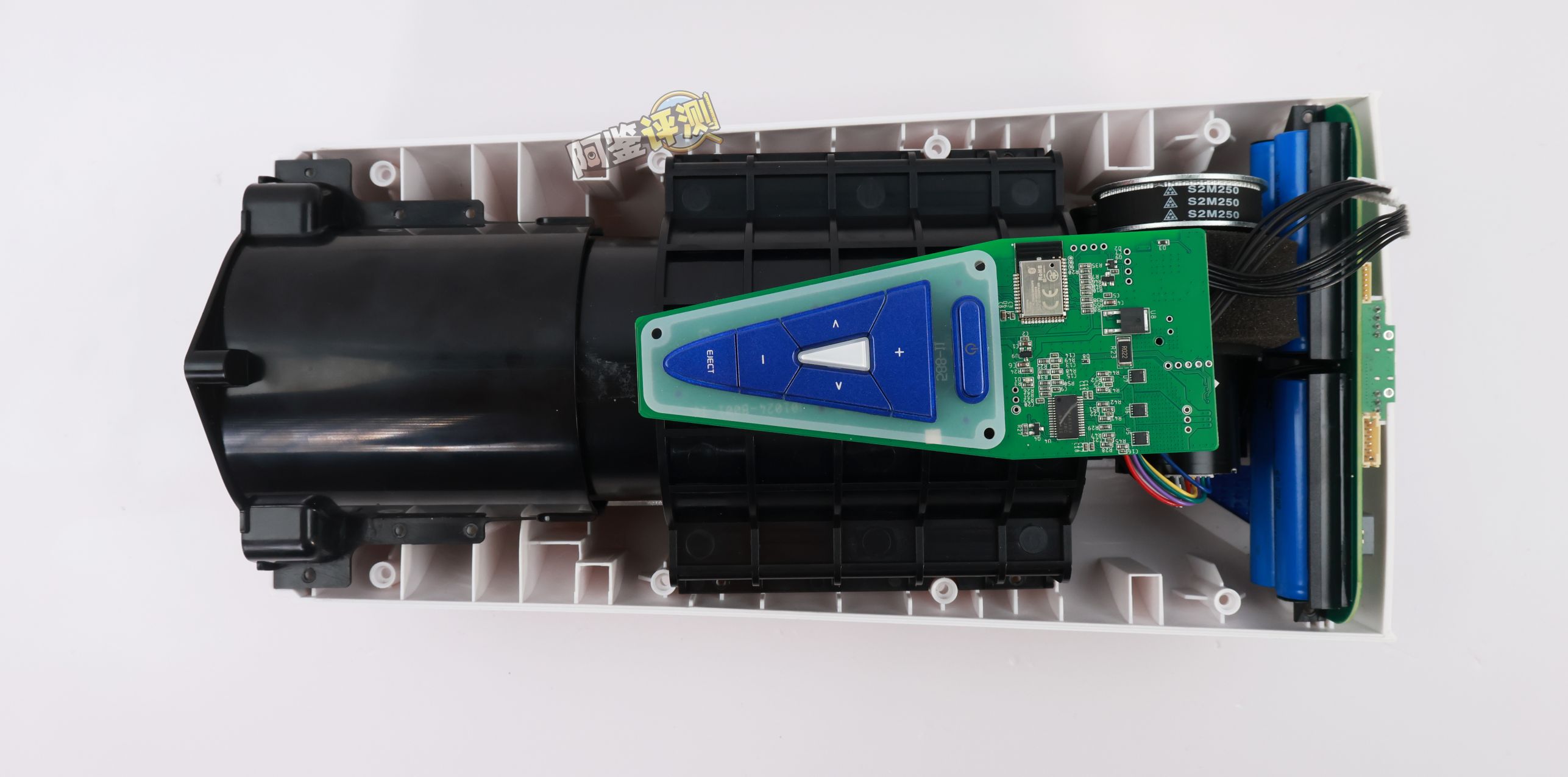 rends——“A10 PISTON SA+plus”评测!价值6000+!高端零件移植到土鳖设计上的四不像智商税