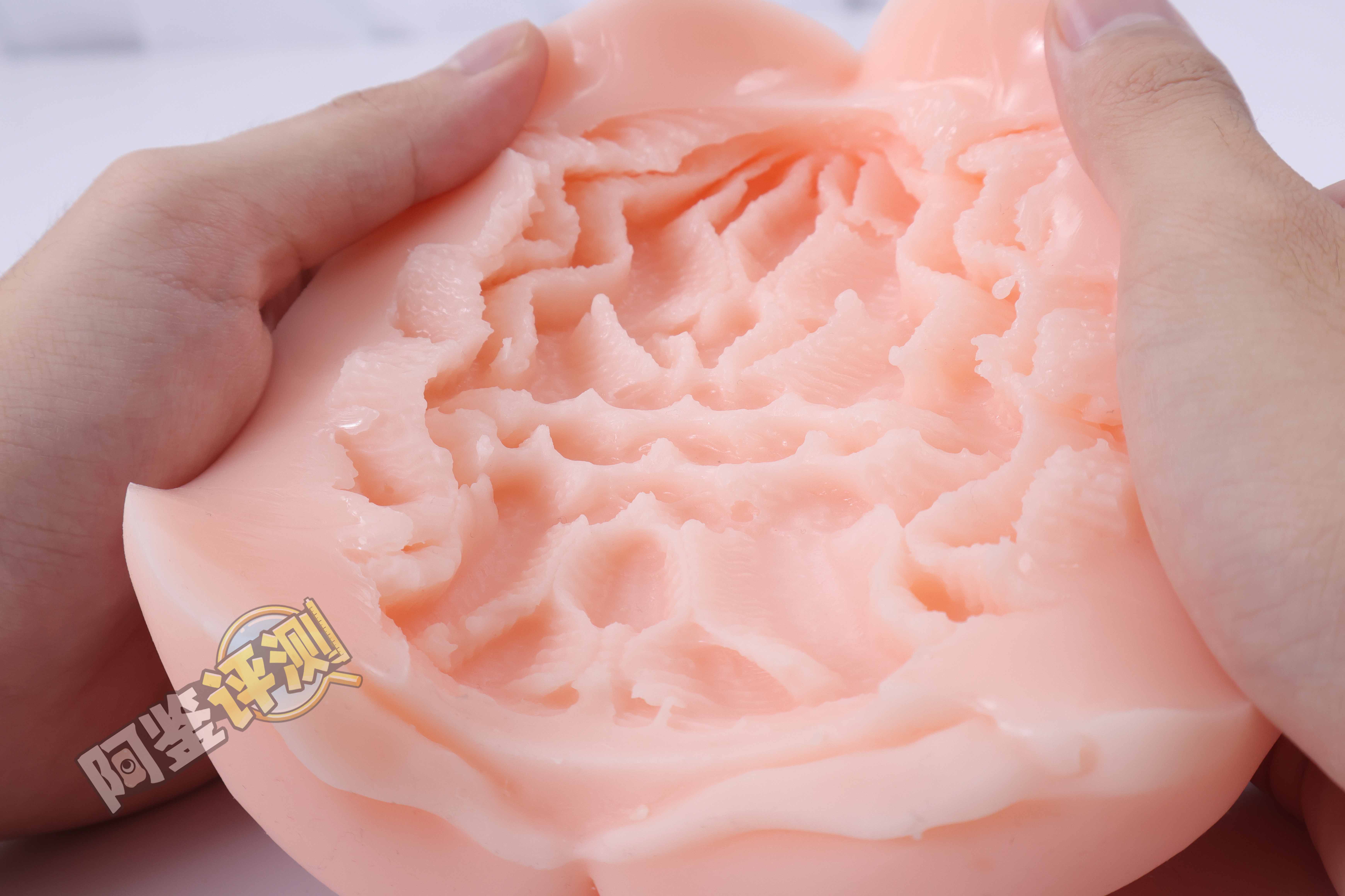 汤马托易士——“乳虐牢笼—人妻搜查官”评测!藏在变态联名包装下的,是超实用的复杂触手