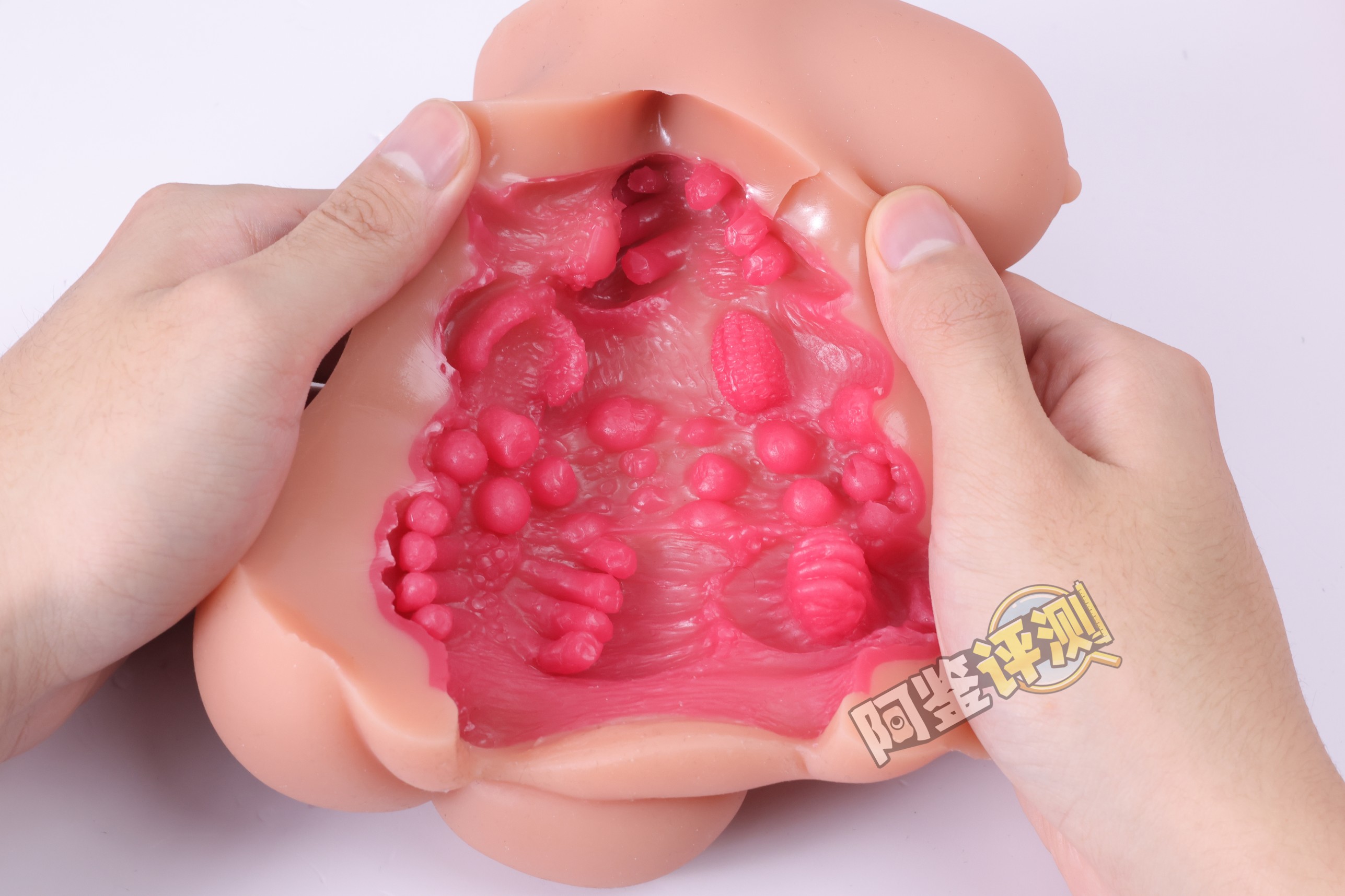 魔眼——“蠢GAL”评测!观感猎奇夸张的“肋骨形”咬合结构,但我用着真的没啥感觉....