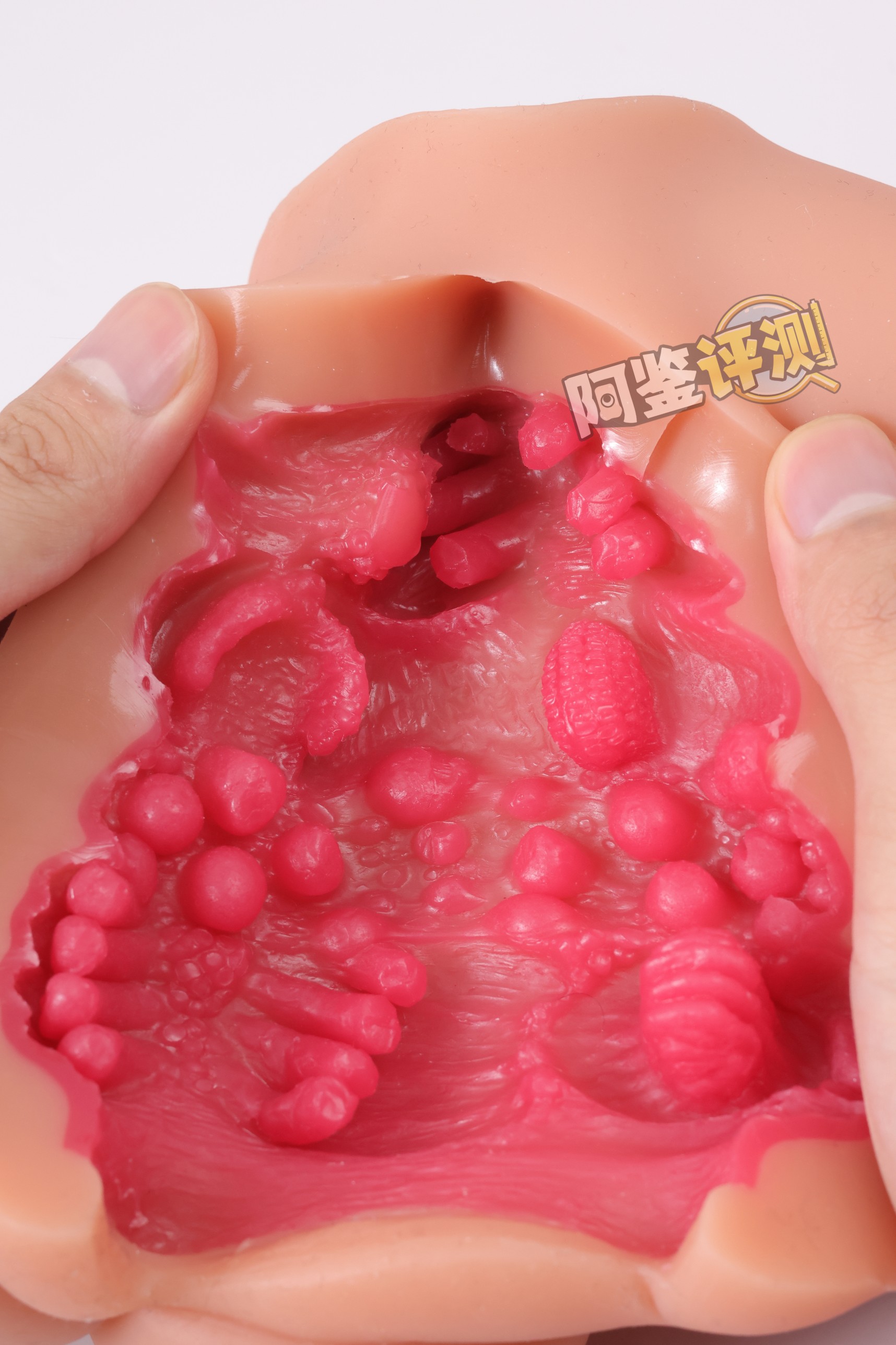 魔眼——“蠢GAL”评测!观感猎奇夸张的“肋骨形”咬合结构,但我用着真的没啥感觉....