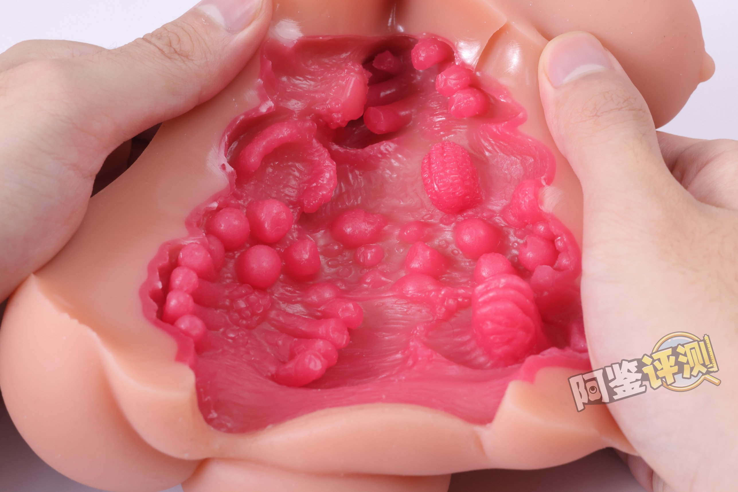 魔眼——“蠢GAL”评测!观感猎奇夸张的“肋骨形”咬合结构,但我用着真的没啥感觉....