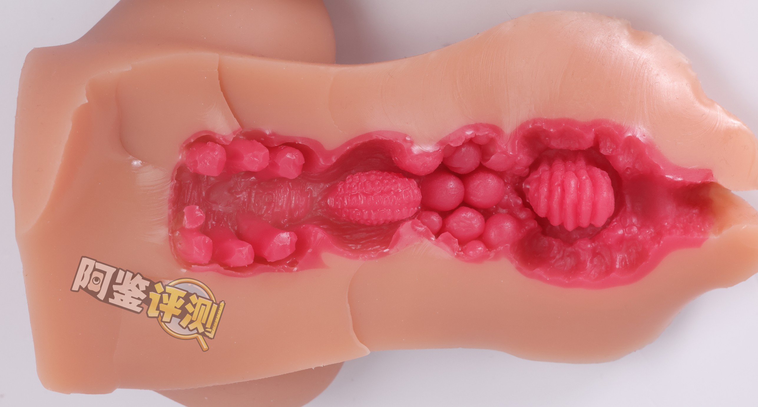 魔眼——“蠢GAL”评测!观感猎奇夸张的“肋骨形”咬合结构,但我用着真的没啥感觉....