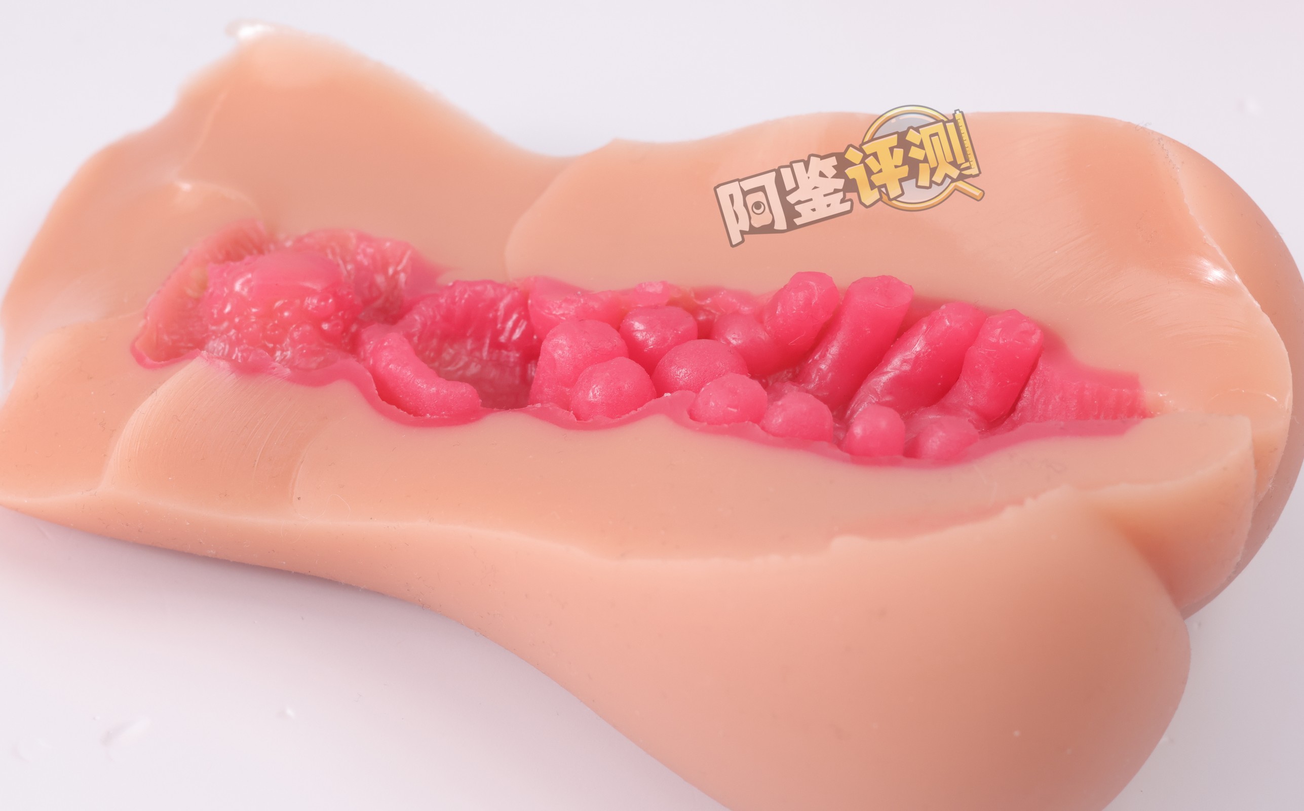 魔眼——“蠢GAL”评测!观感猎奇夸张的“肋骨形”咬合结构,但我用着真的没啥感觉....