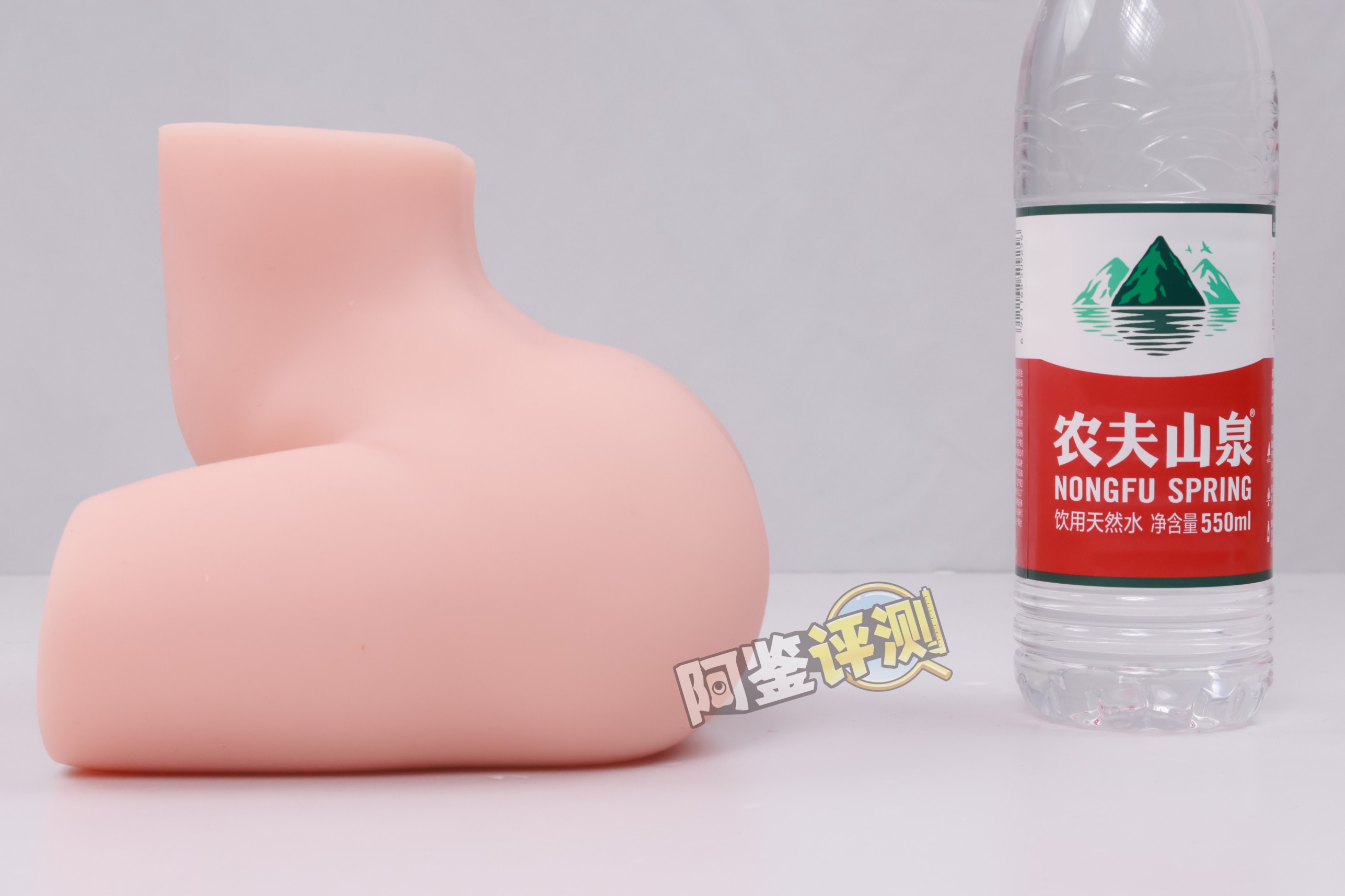 GXP——“兔仆长”评测！猎奇的双子宫小兔几，带腿造型的杯子是怎样体验？