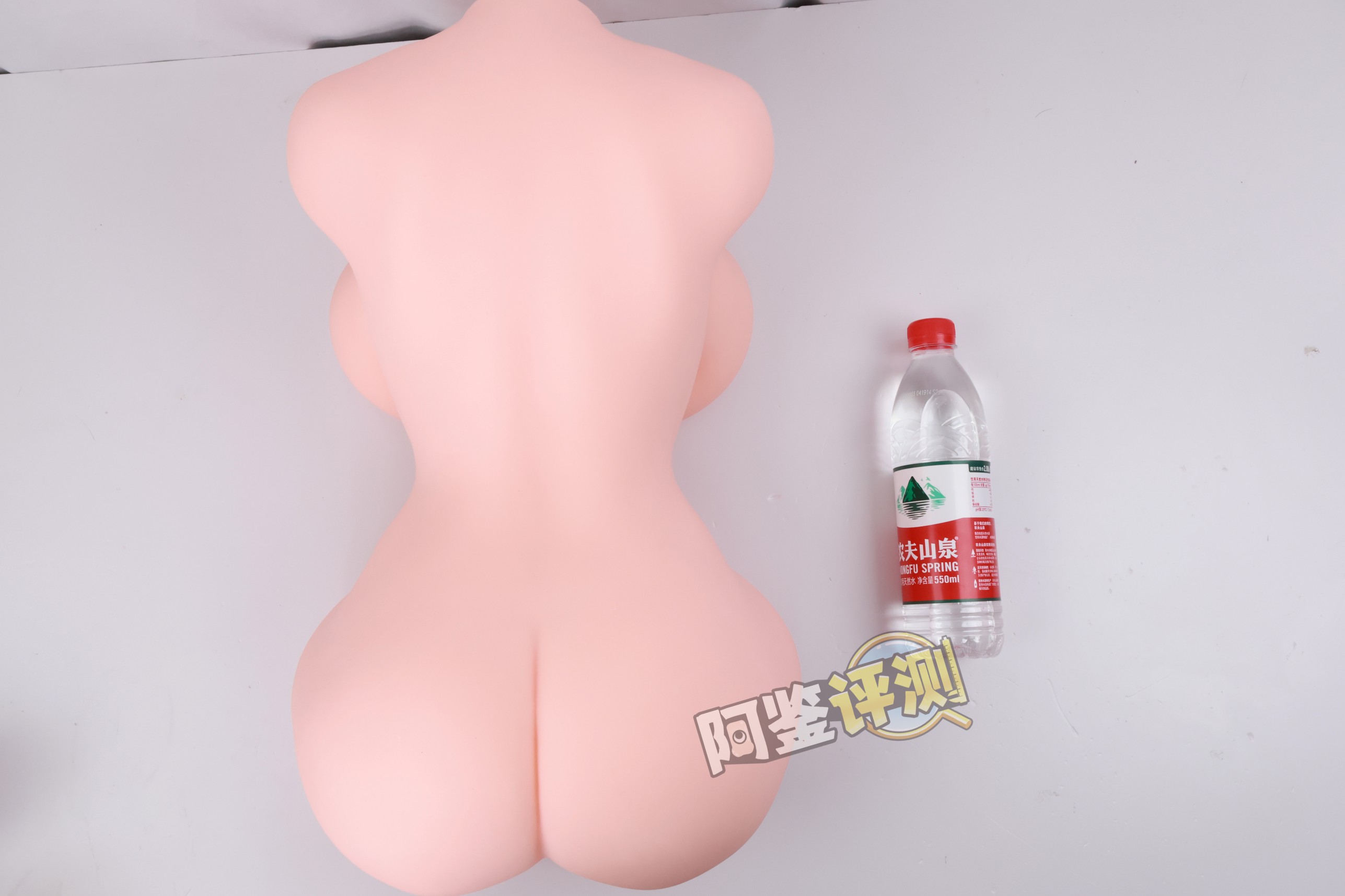 对子哈特——“美乳邻妻BIG二代”评测!腰臀位置的骨架感觉过于强烈,没那么用心的续作产品