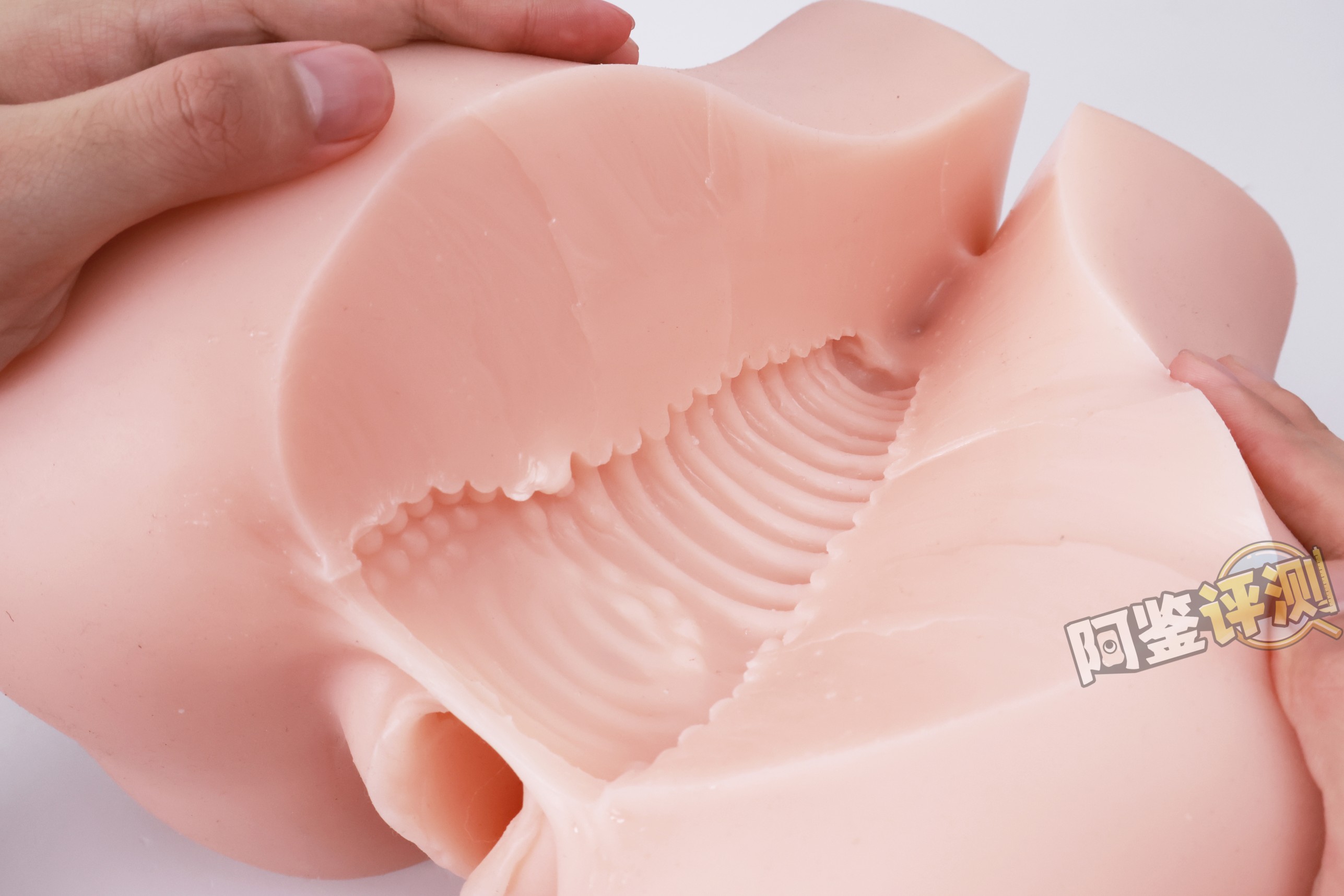 HMAX——“究极之臀”评测！虽然手感上是个不错的软臀，但体验居然这么不好