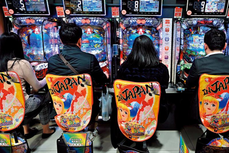 火炮——“绝顶激热”评测!牛牛向前冲!具有“随机性”的闯关型飞机杯!