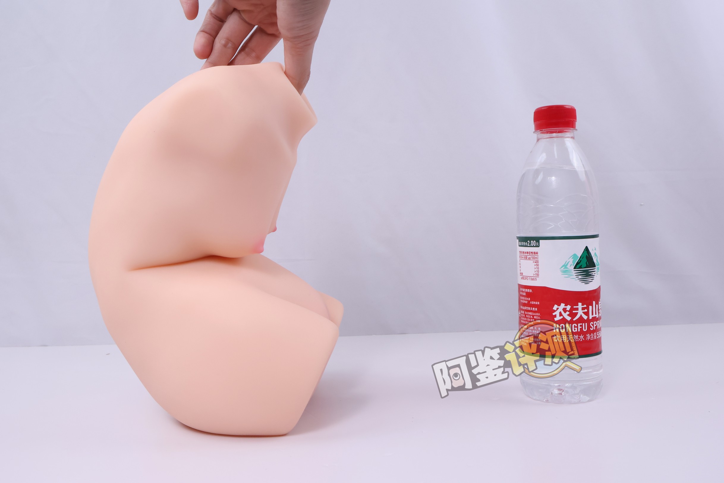 KAGUYANO——“柴慕斯"评测!高硬度的萝莉小身体倒模,你的乳头怎么尖尖的?