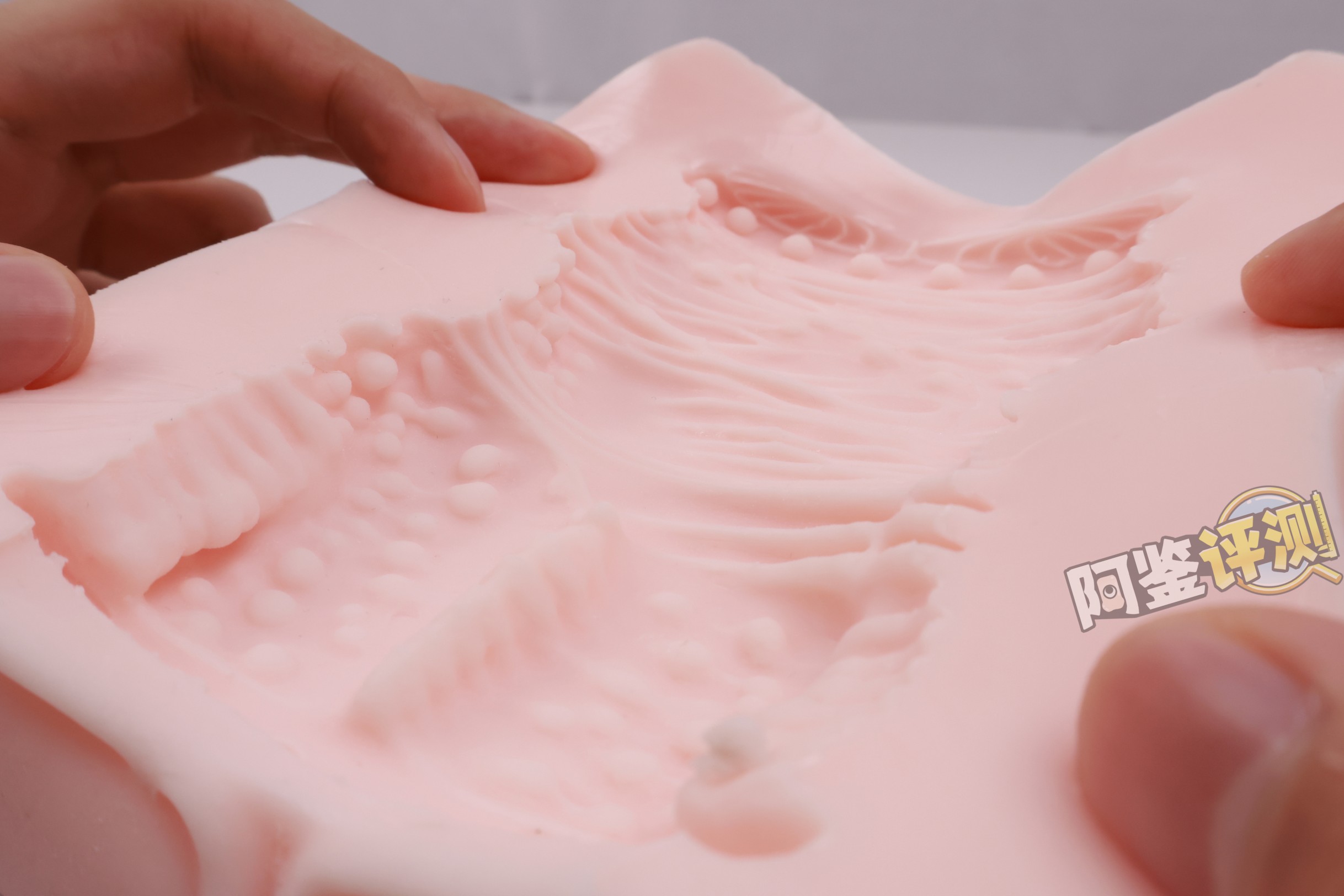 MODE——“CORON SP”评测!像棉花糖一样蓬松且柔软的结构,简单但有效的慢玩设计