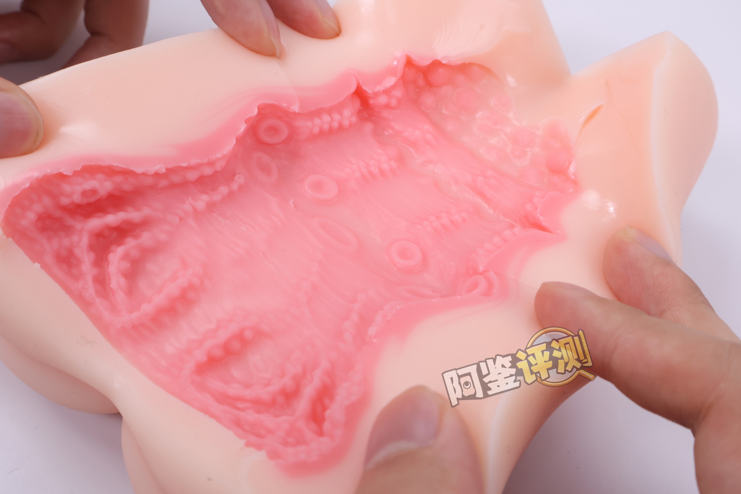 对子哈特——“黑月”评测!降级转型后的第一款慢玩产品,使用的居然也是那个材料....