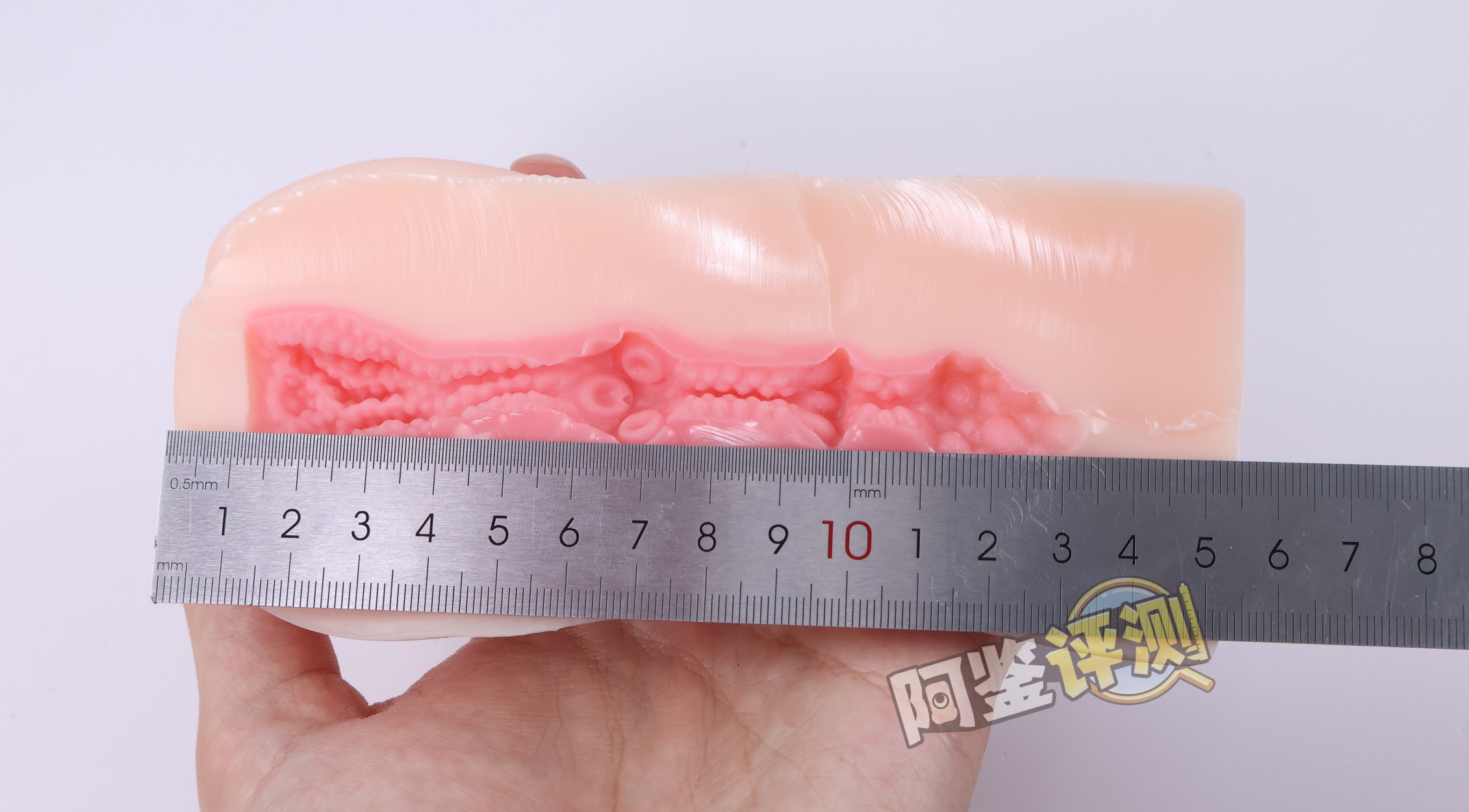 对子哈特——“黑月”评测!降级转型后的第一款慢玩产品,使用的居然也是那个材料....