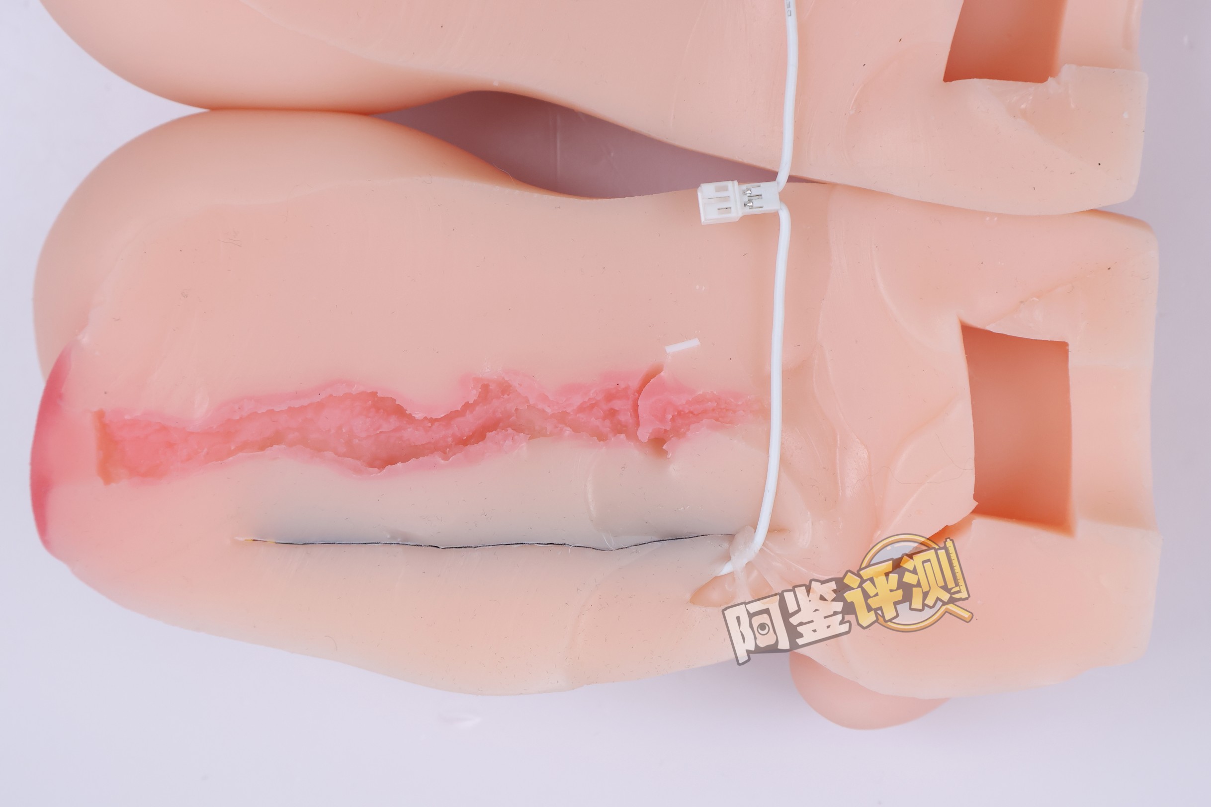 YUU——“热热子四代”评测！体验上虽然没有太多可圈可点的地方，但加热整体效果不错