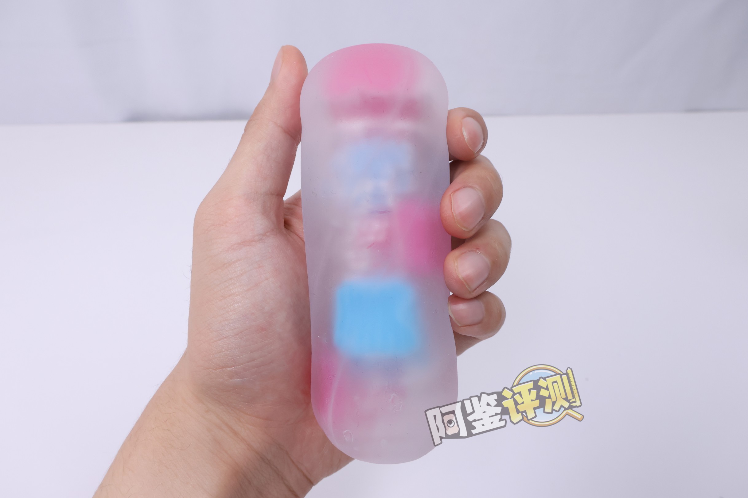TENGA——“Bobble（魔力弹珠/疯狂方砖）”评测！高配版自慰套，需要手掌配合的“玩具型”飞机杯