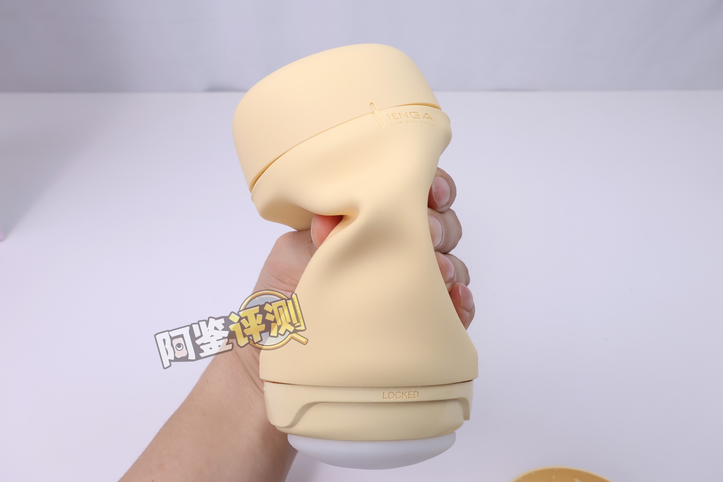 TENGA——“puffy（草莓粉/蛋奶黄）”评测！让人满头问号的奇葩设计，评测生涯至今吃过最精致的一坨使