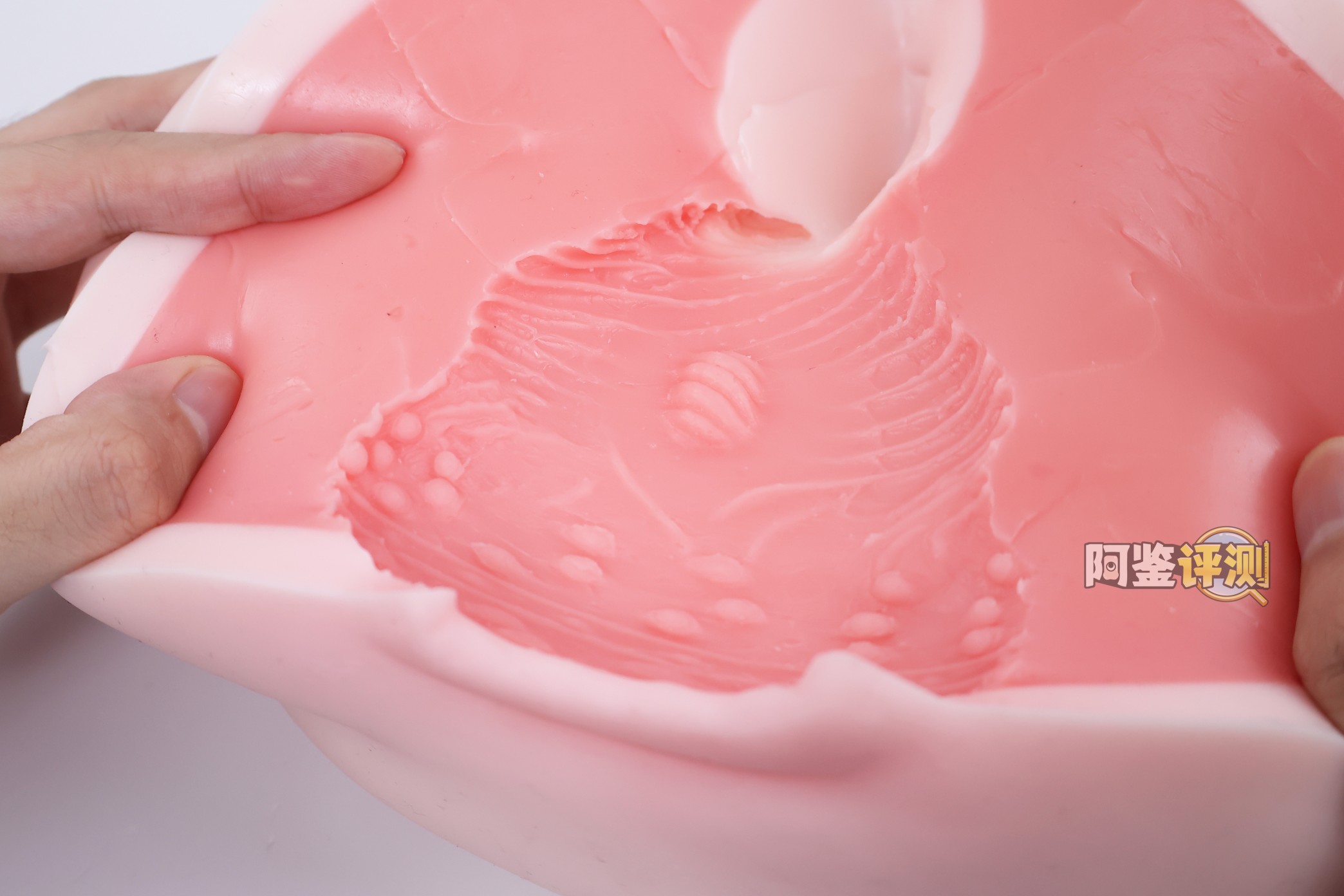 yokubou——“爆炸乳 OL”评测!无论是抚摸的手感,还是插入的使用感,都太糟糕了....