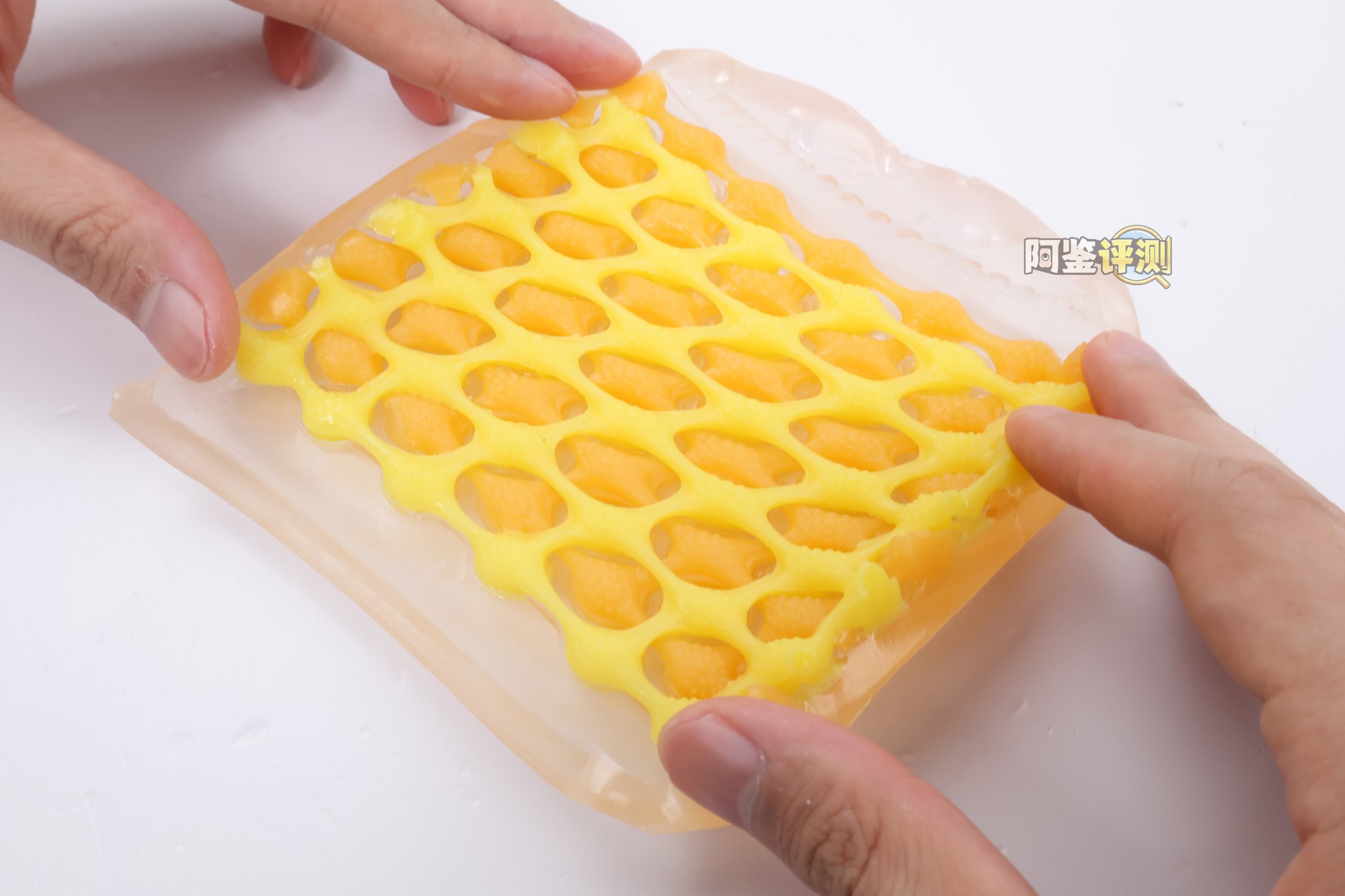 TENGA——“ARTE(凤梨派/香芋派)”评测!没想到最具复杂度的网状结构,竟然是在自慰套产品里找到?!
