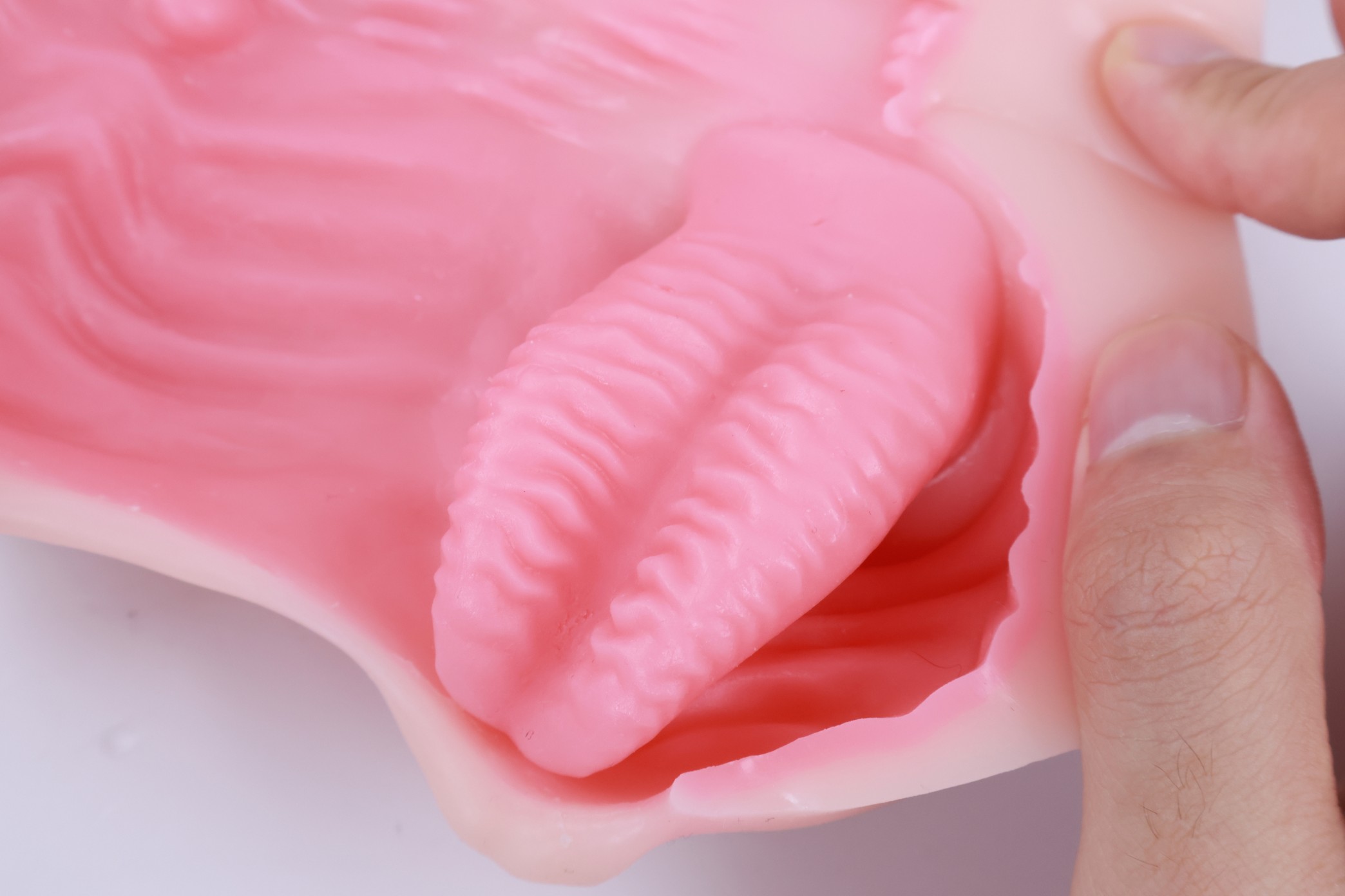 LoveFactor——“完堕肉舌”评测!碧池系真空口交造型!大舌头+深喉感简单粗暴