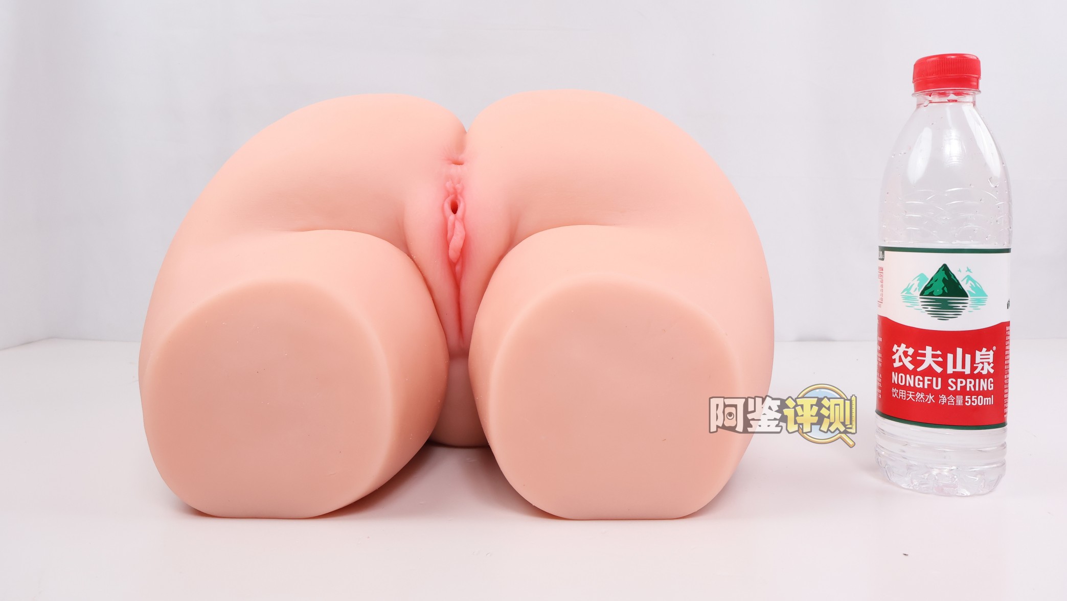 傲川——“臀娘”评测！专精趴式后入的超级大肉臀，床置“开大车”感觉的极致体现！